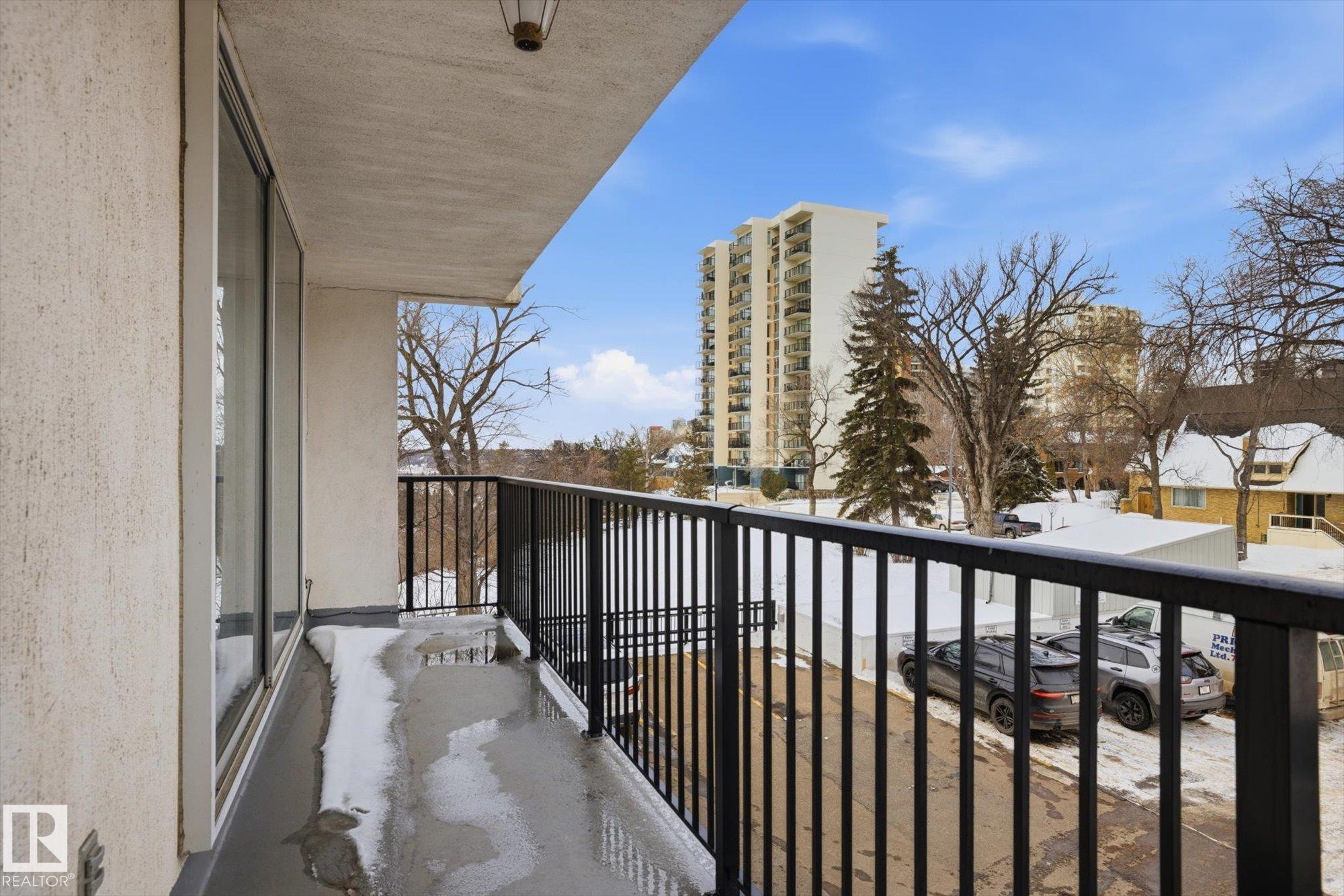 Photo 19 at 203 - 11307 99 Avenue NW, Wîhkwêntôwin, Edmonton