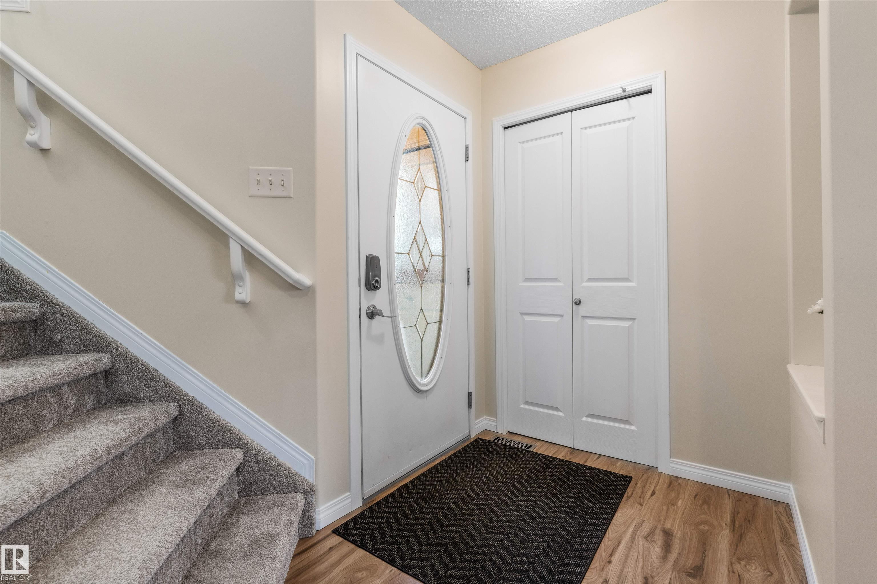 7422 Singer Landing NW, South Terwillegar, Edmonton