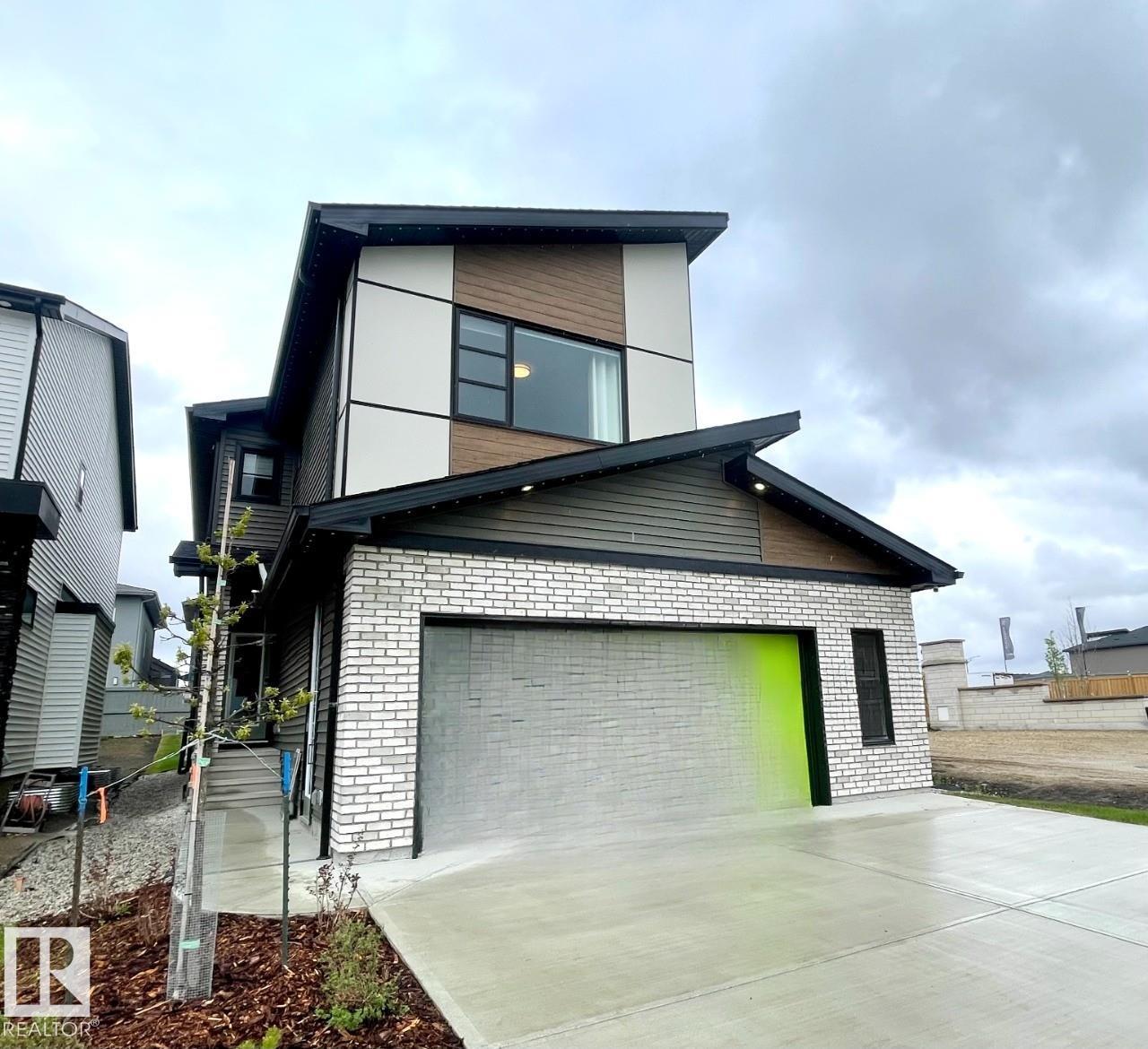 7005 Kiviaq Crescent SW, Keswick, Edmonton