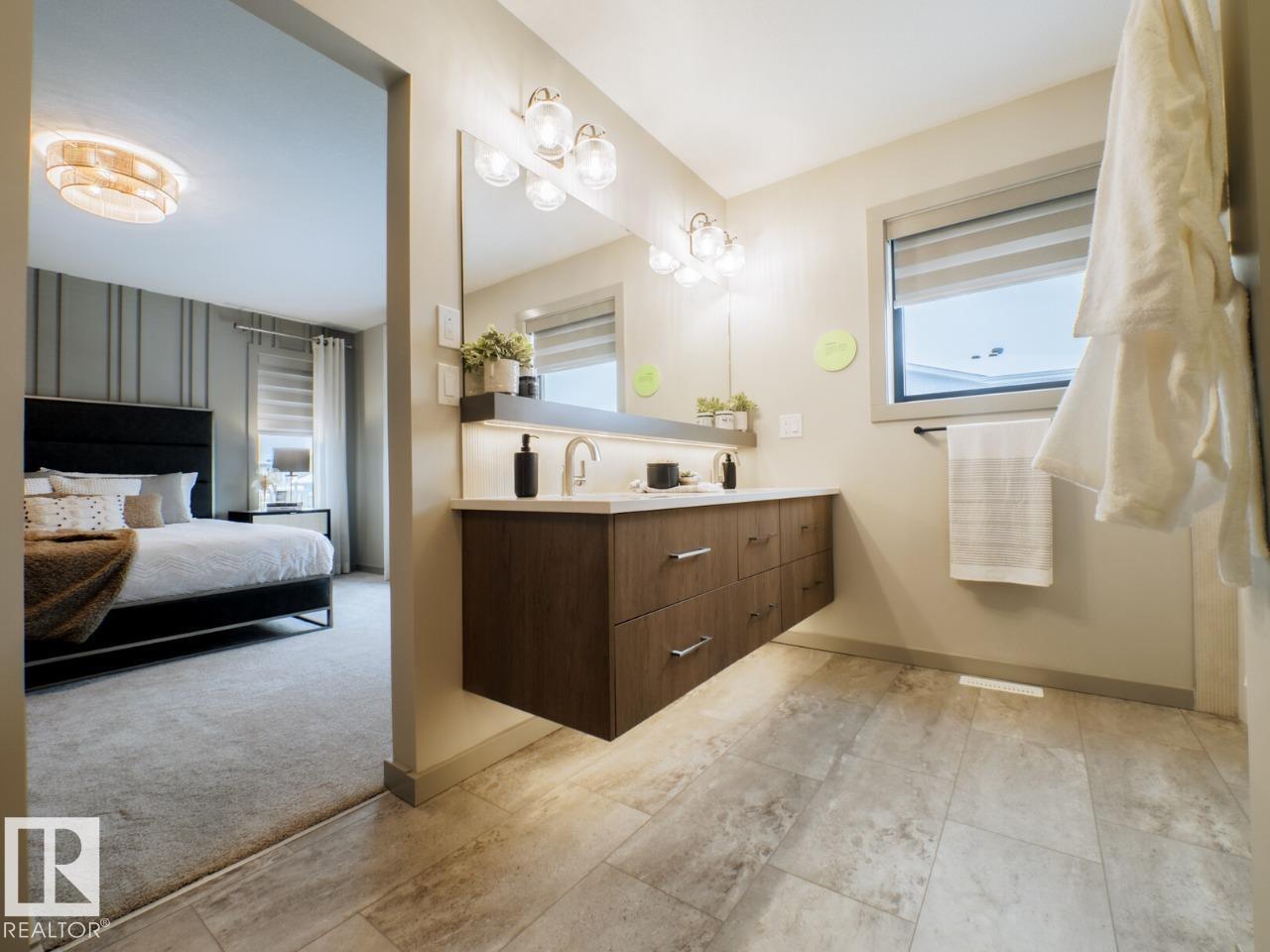 Photo 23 at 7005 Kiviaq Crescent SW, Keswick, Edmonton