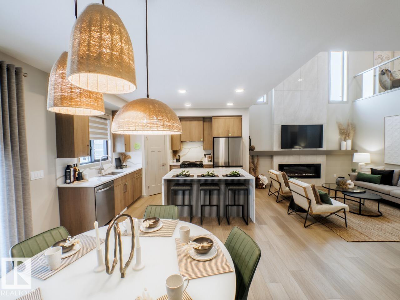 Photo 7 at 7005 Kiviaq Crescent SW, Keswick, Edmonton