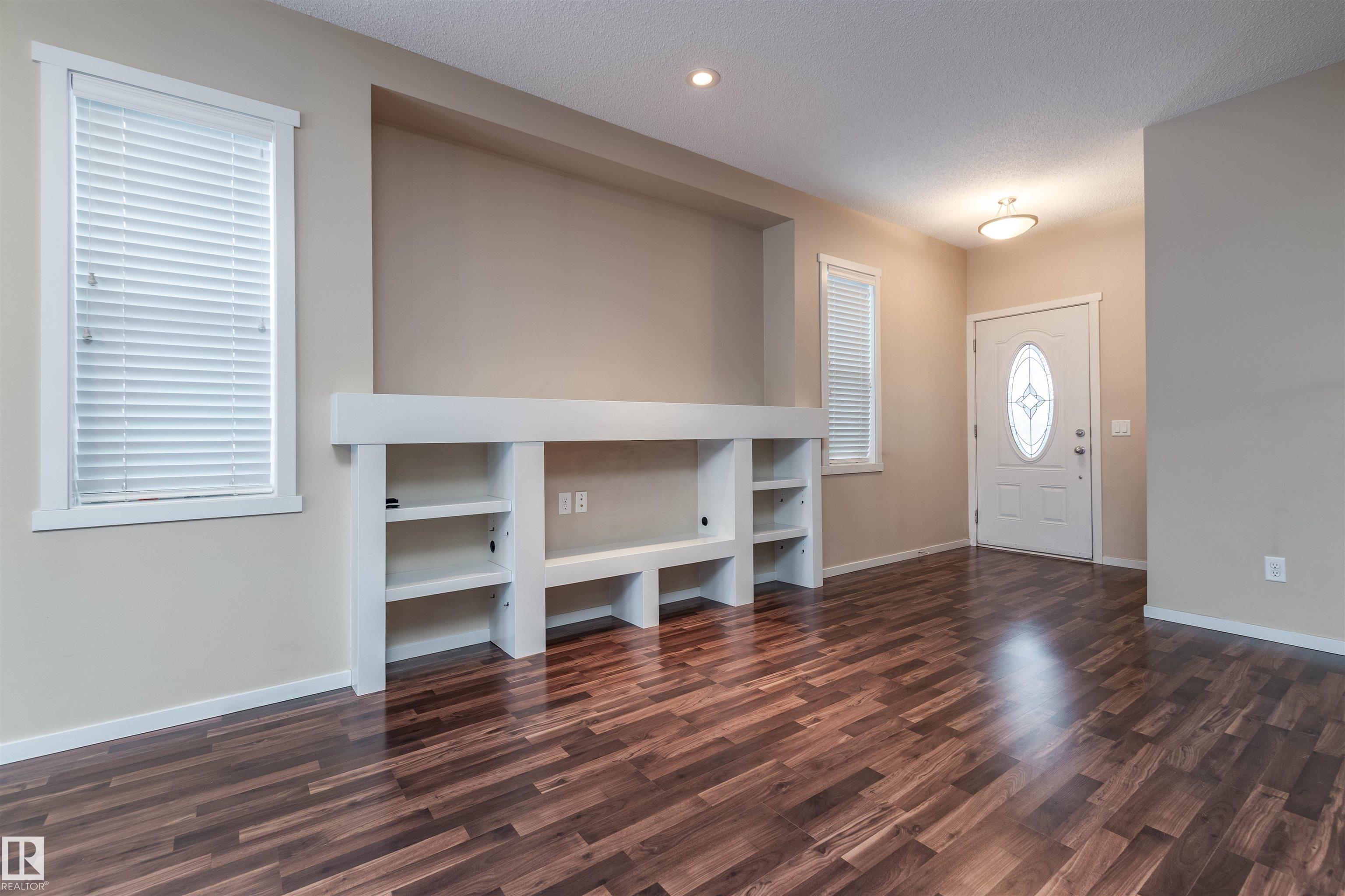 7526 Ellesmere Way, Emerald Hills, Sherwood Park