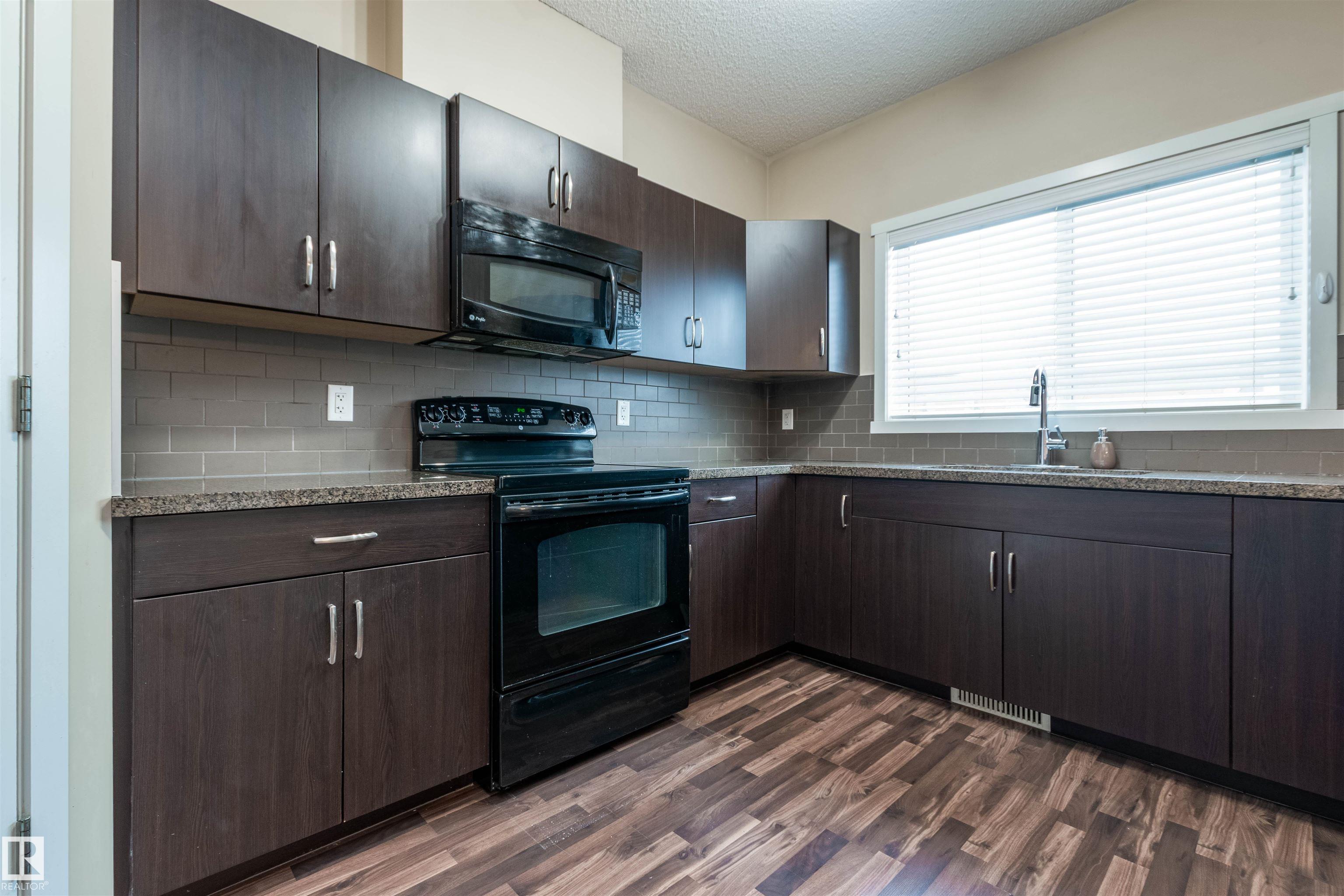 Photo 8 at 7526 Ellesmere Way, Emerald Hills, Sherwood Park