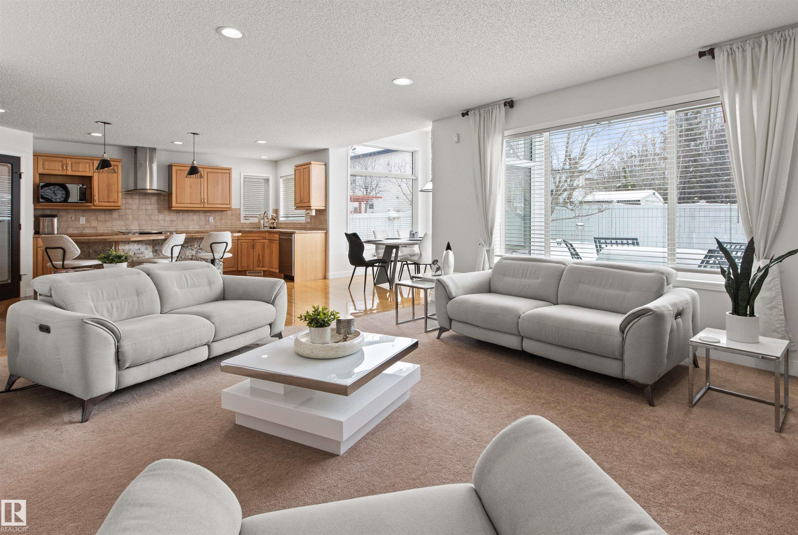 Photo 23 at 170 Galland Crescent NW, Glastonbury, Edmonton