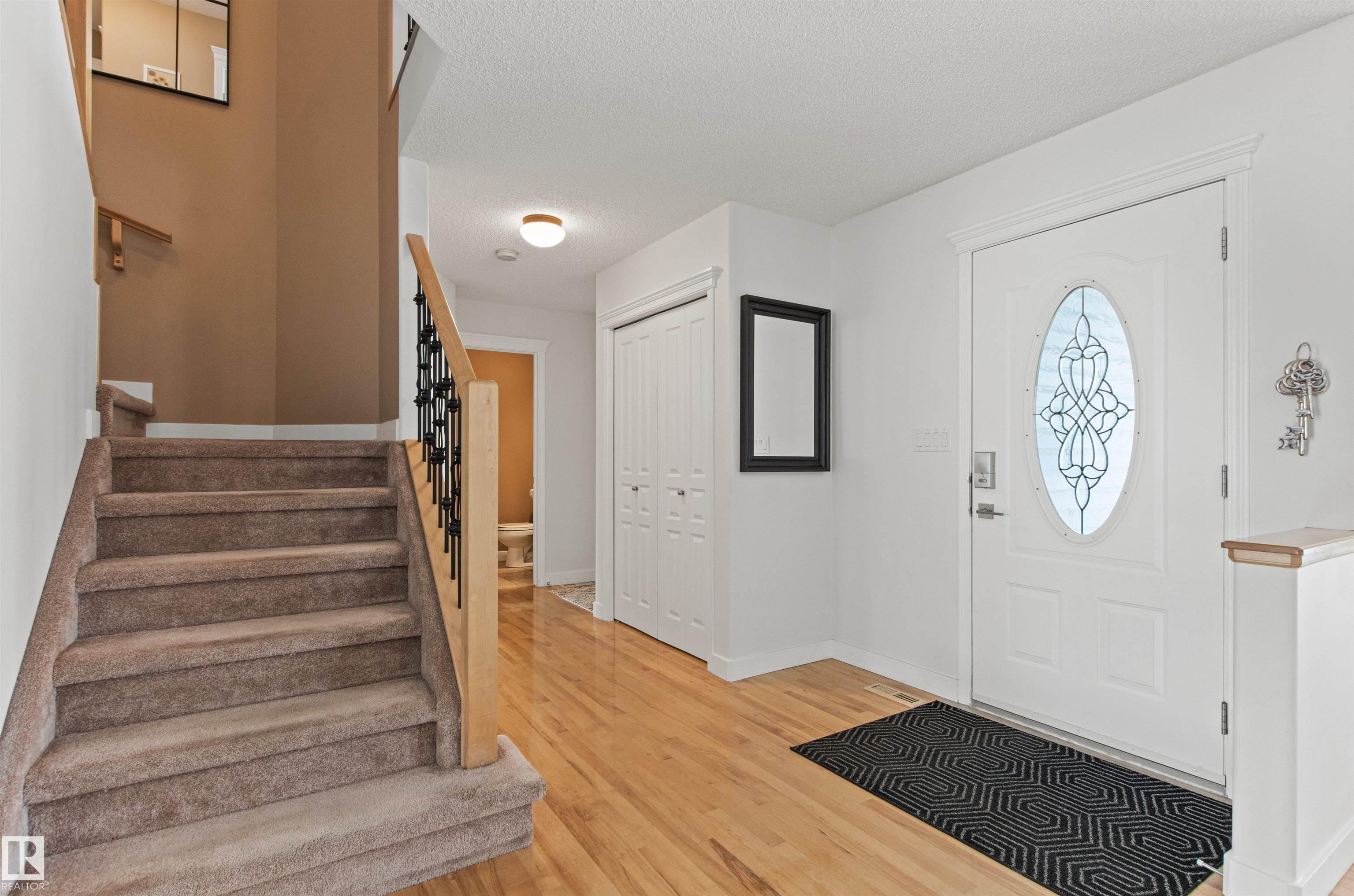 Photo 6 at 170 Galland Crescent NW, Glastonbury, Edmonton