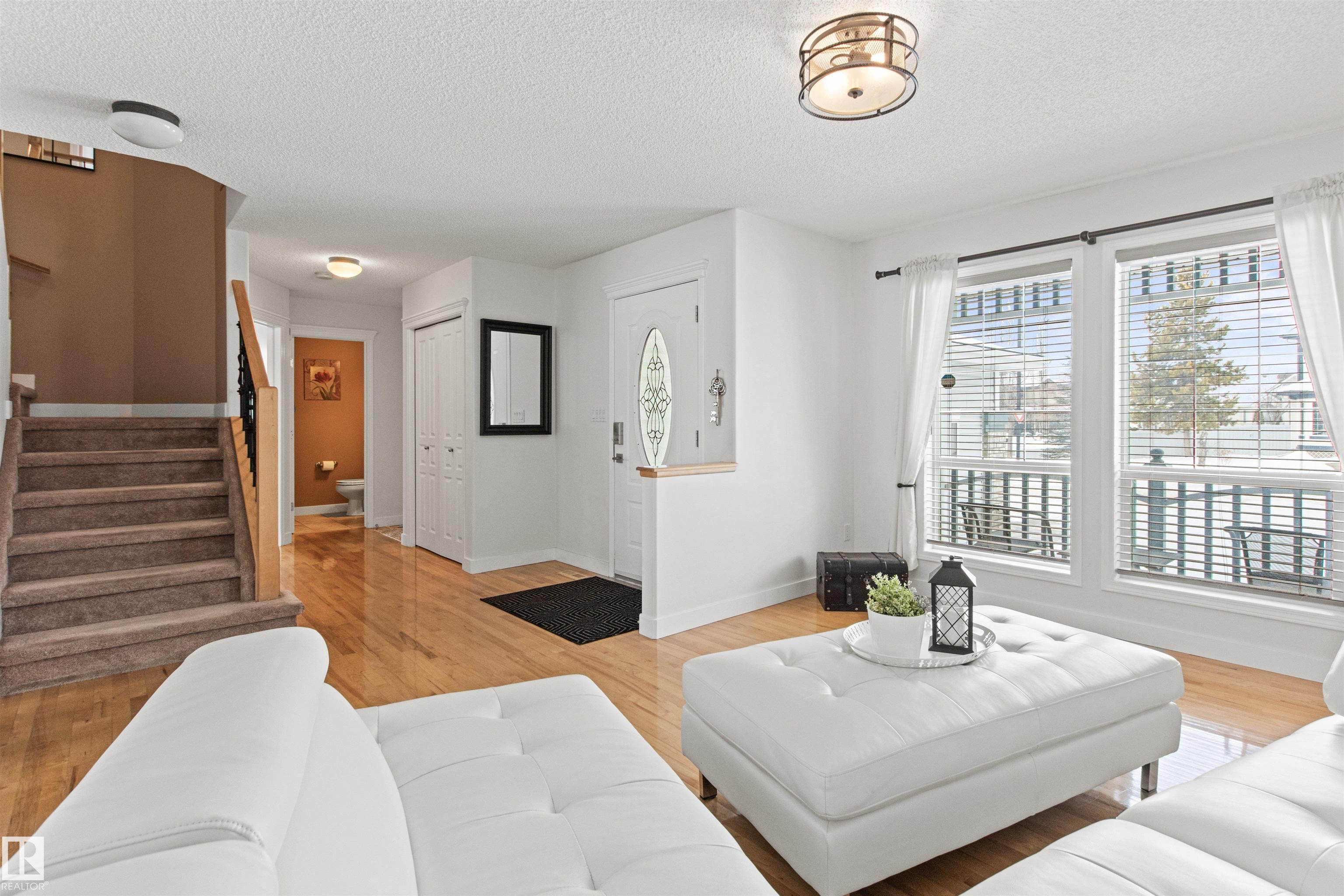 Photo 7 at 170 Galland Crescent NW, Glastonbury, Edmonton