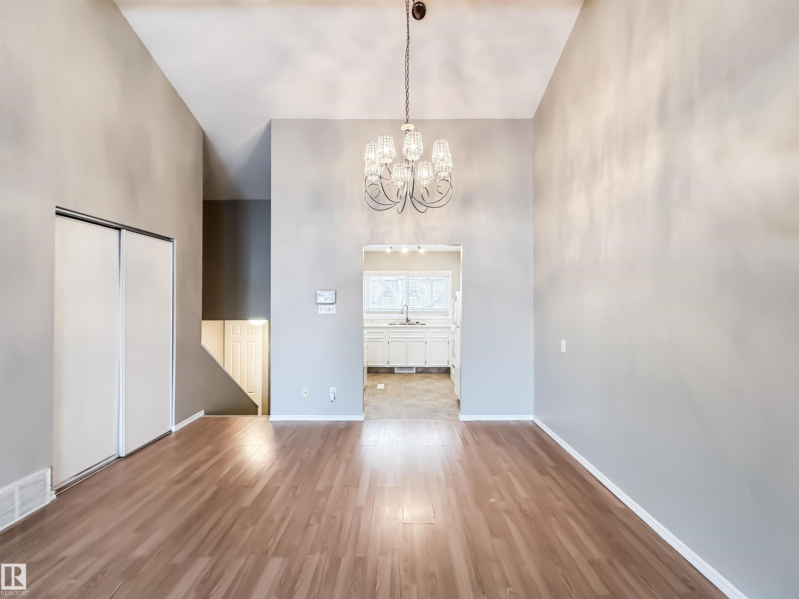 Photo 18 at 50 - 6220 172 Street NW, Callingwood South, Edmonton