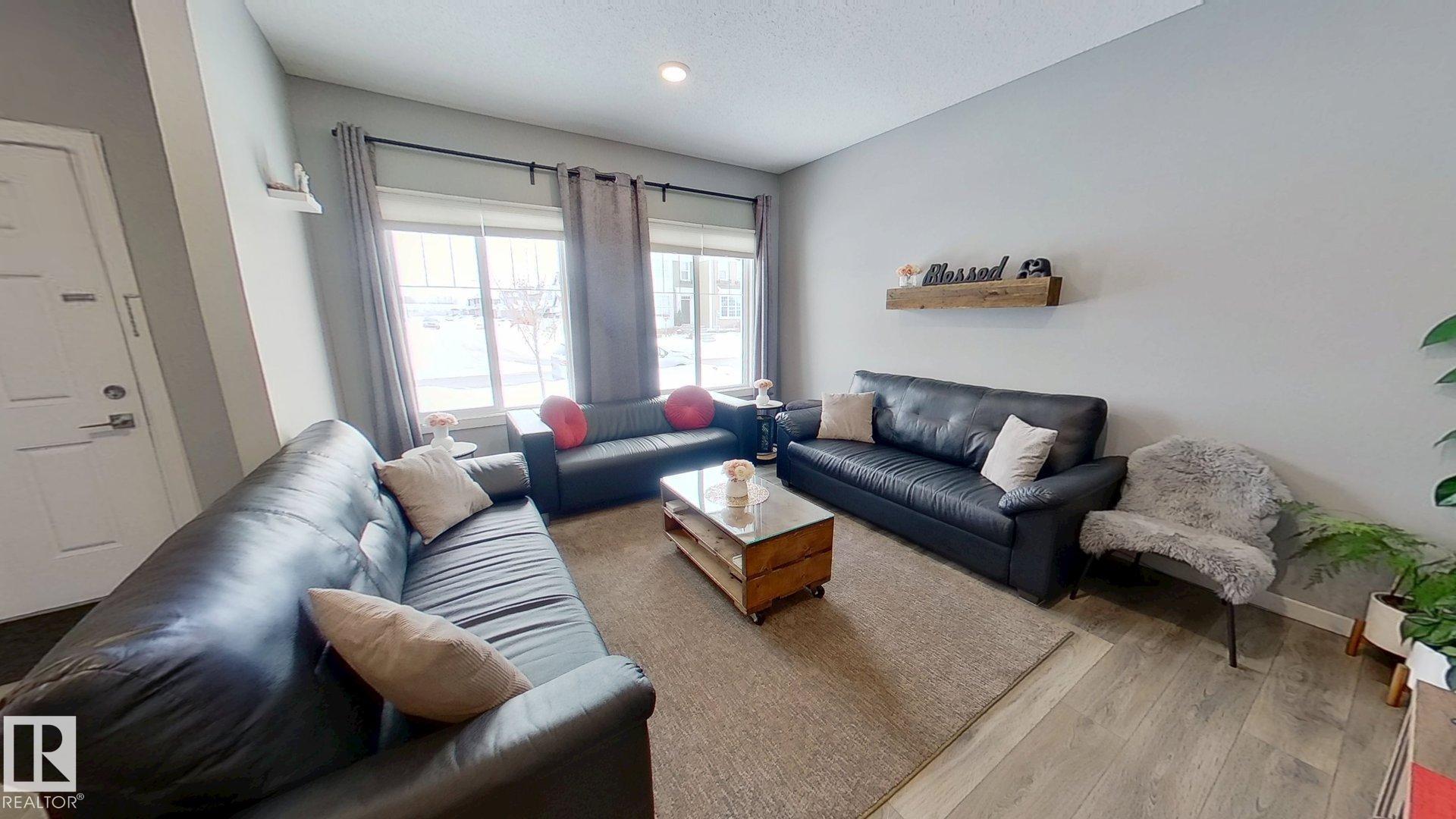 2652 Maple Way NW, Maple Crest, Edmonton