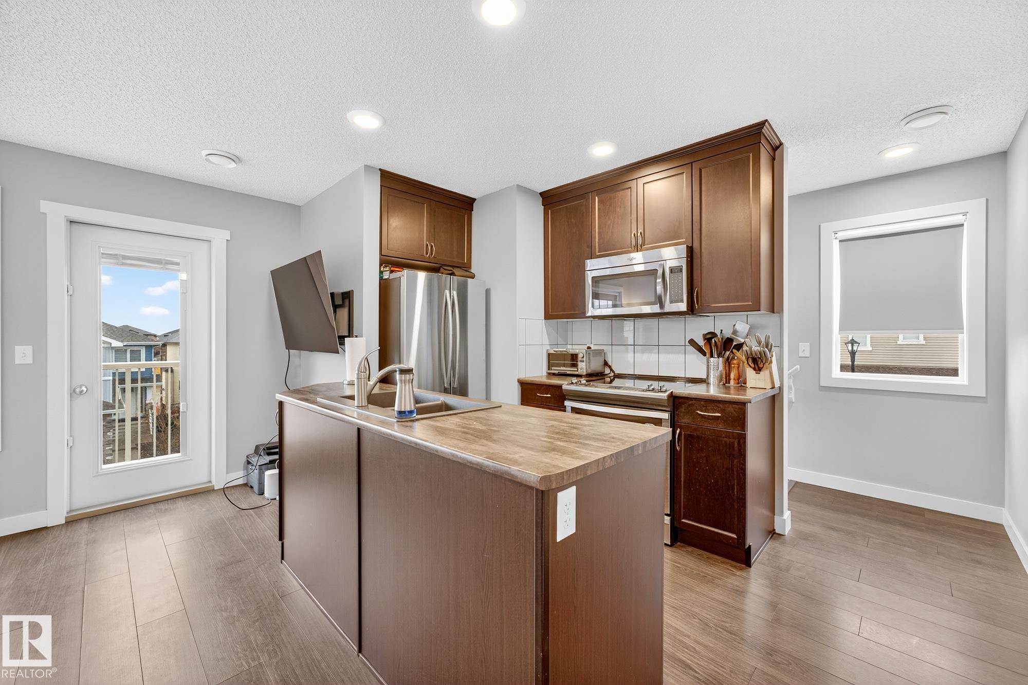 Photo 11 at 15 - 17832 78 Street NW, Crystallina Nera West, Edmonton