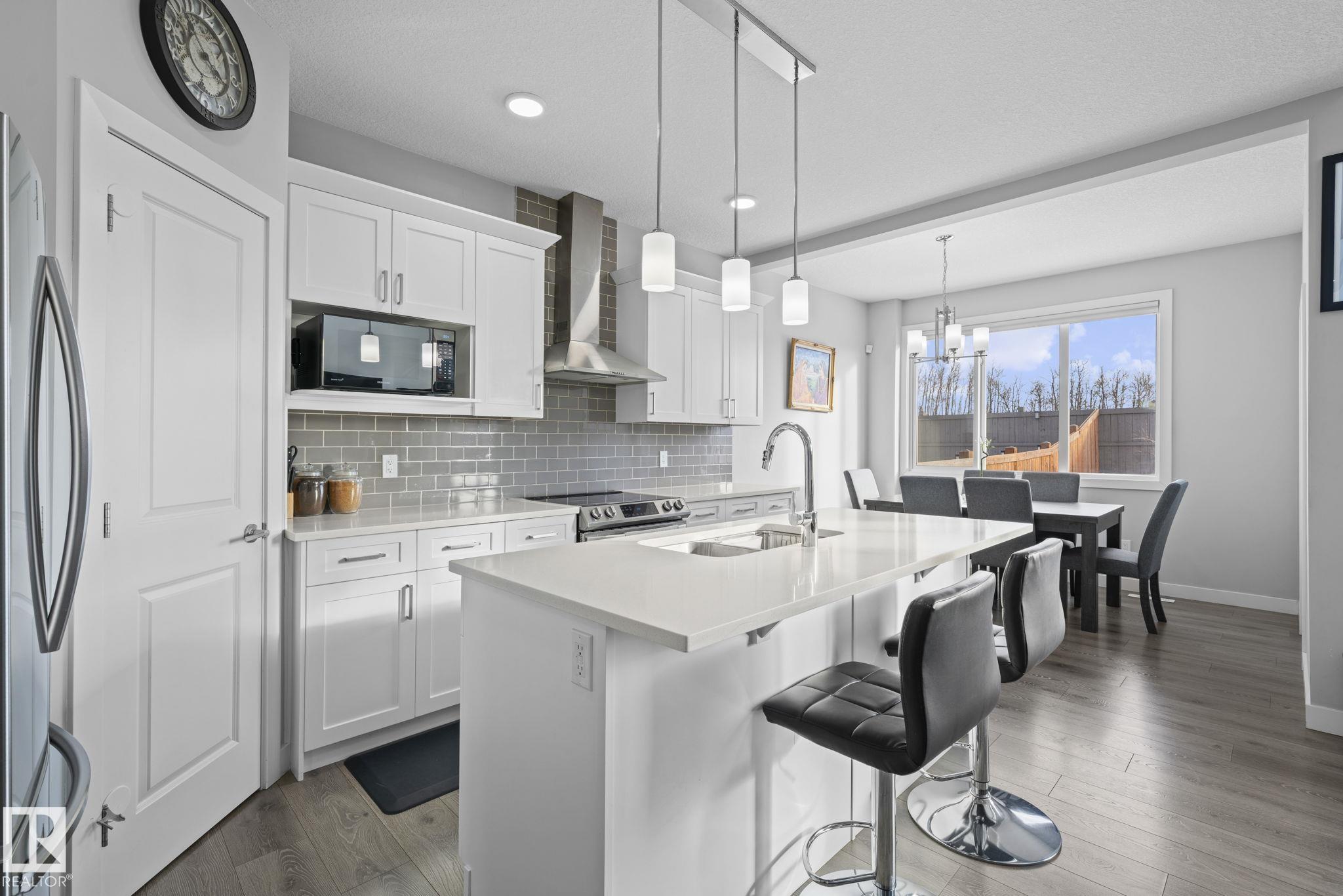 Photo 14 at 22035 80 Avenue NW, Rosenthal, Edmonton