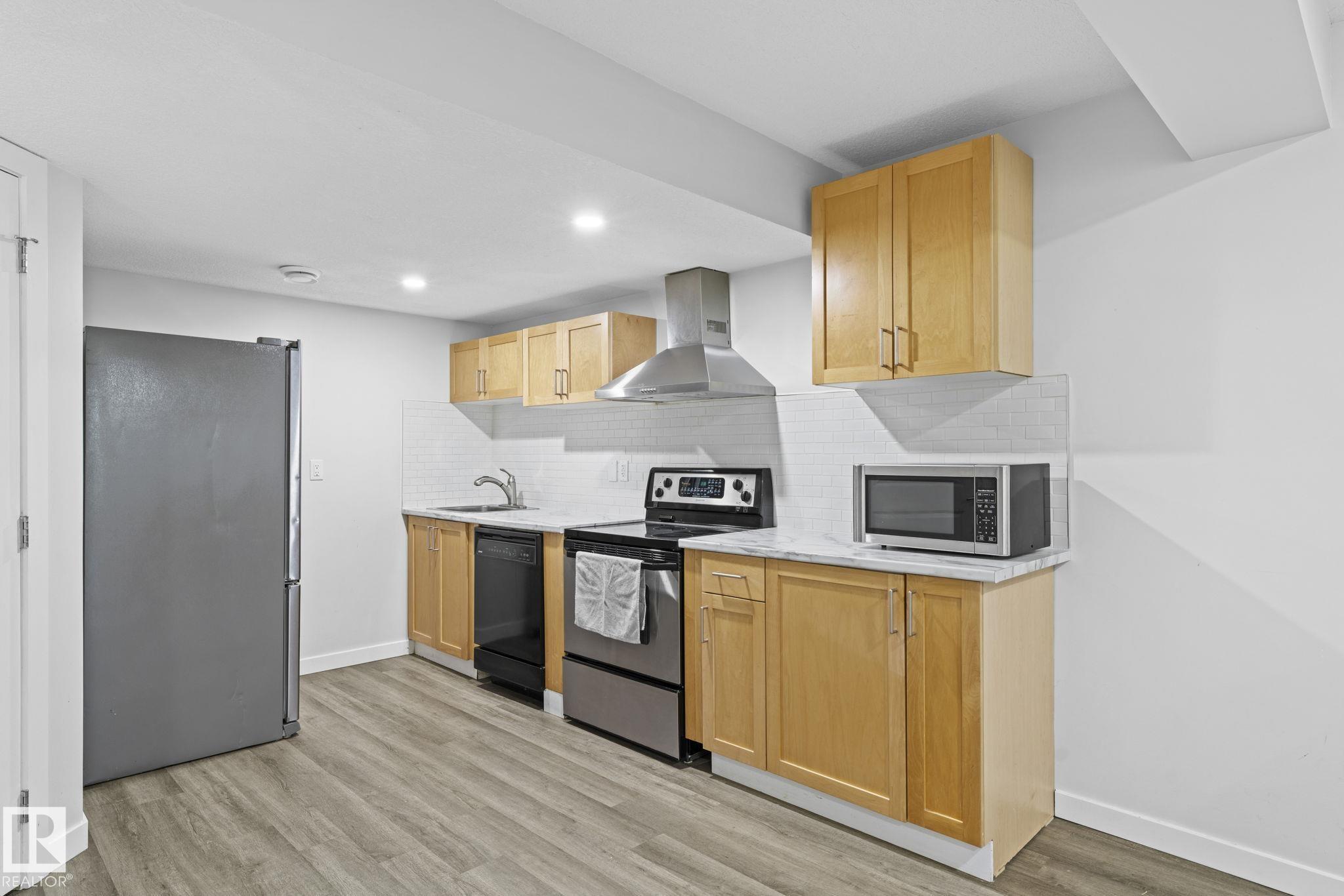 Photo 41 at 22035 80 Avenue NW, Rosenthal, Edmonton