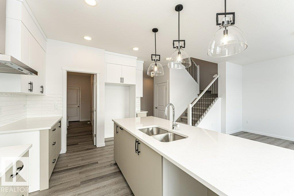 Photo 6 at 3790 Wren Loop NW, Kinglet Gardens, Edmonton