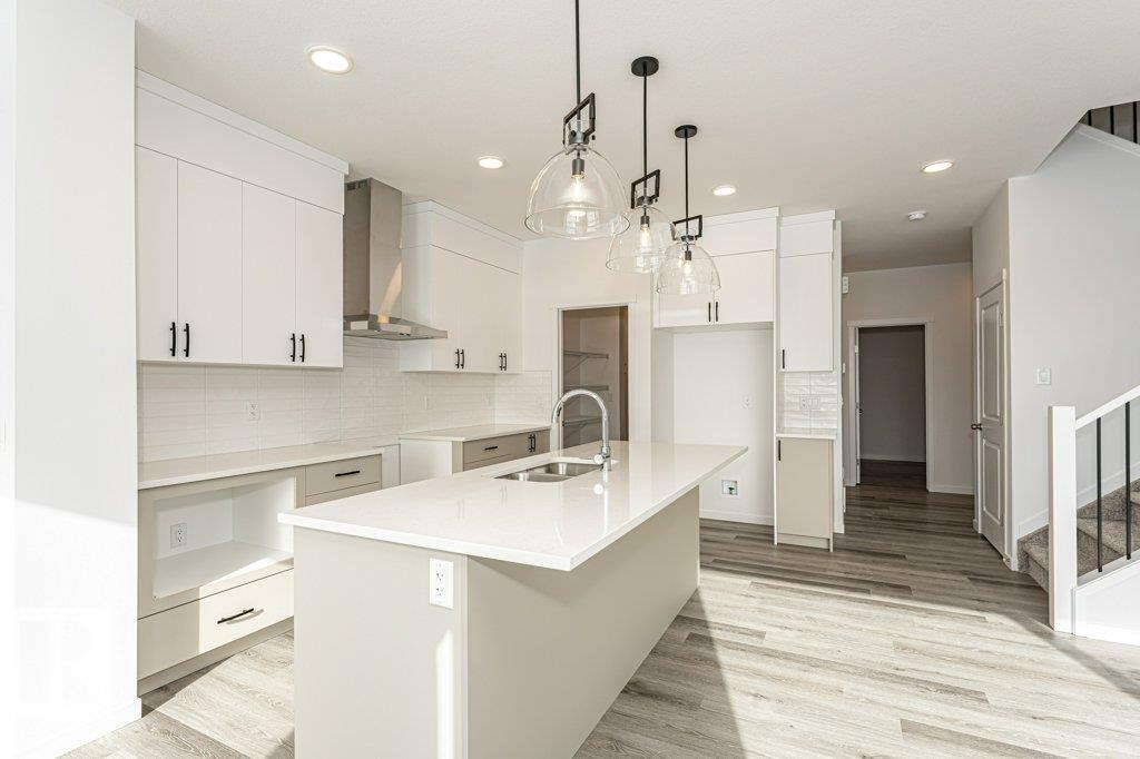 Photo 7 at 3790 Wren Loop NW, Kinglet Gardens, Edmonton