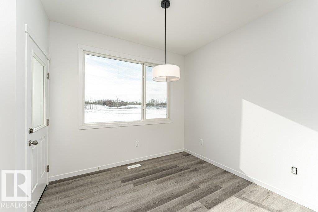 Photo 9 at 3790 Wren Loop NW, Kinglet Gardens, Edmonton