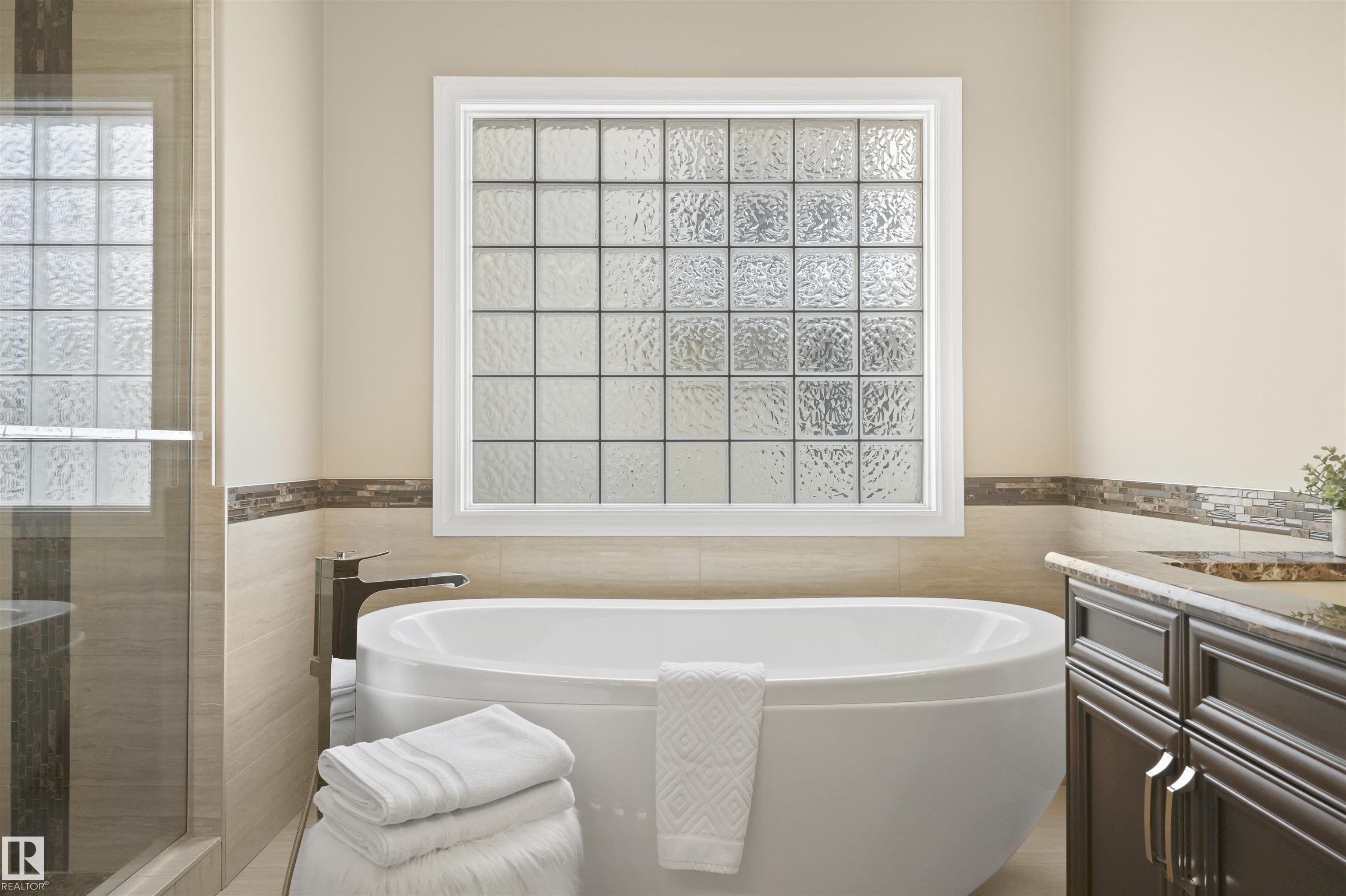 Photo 48 at 1130 Twin Brooks point(e) NW, Twin Brooks, Edmonton