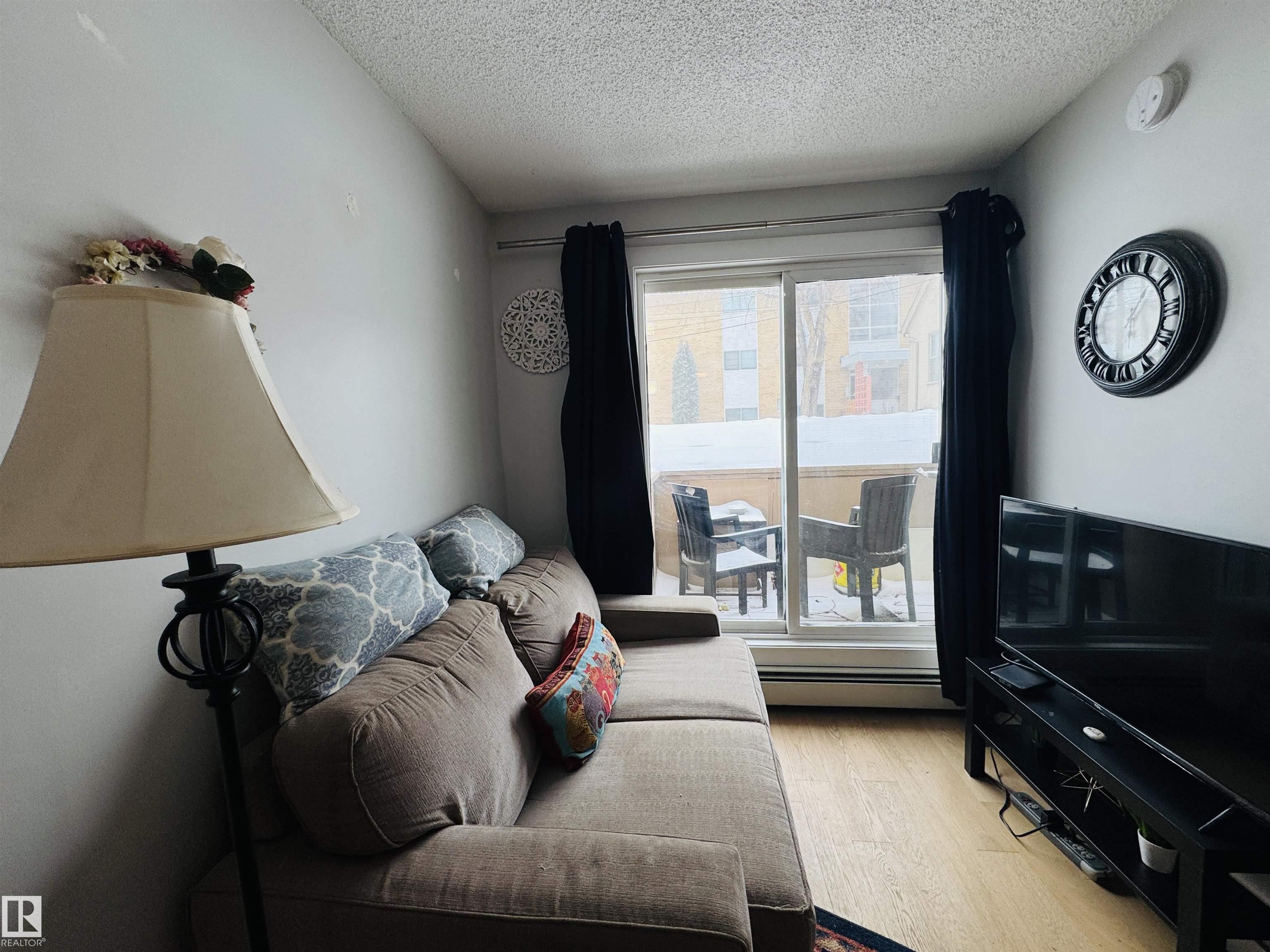 Photo 16 at 105 - 10230 120 Street NW, Wîhkwêntôwin, Edmonton