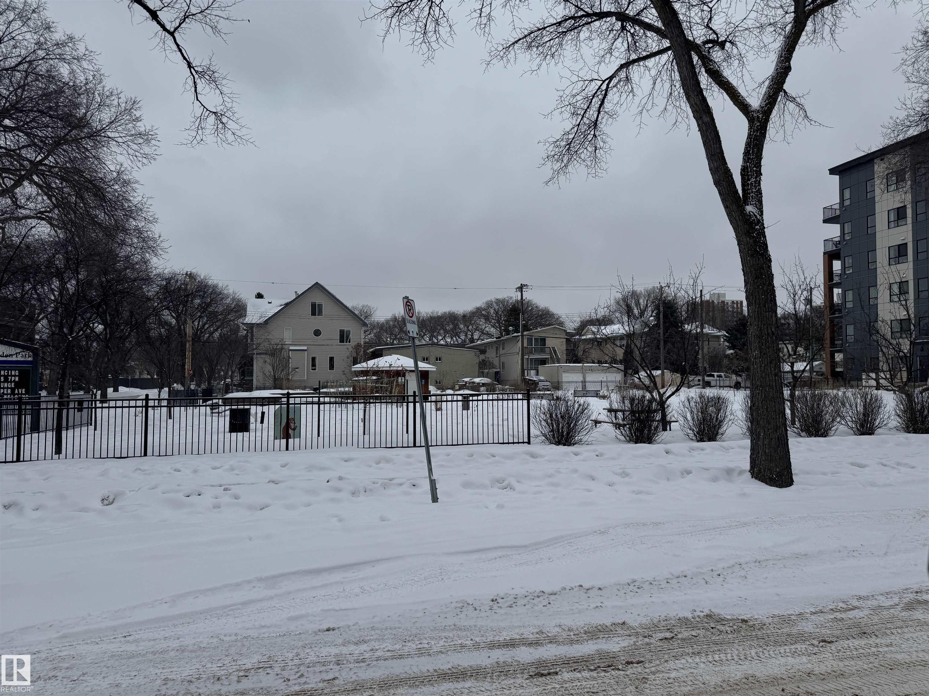 Photo 22 at 105 - 10230 120 Street NW, Wîhkwêntôwin, Edmonton