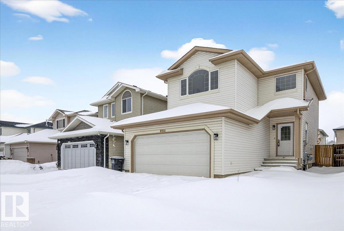 8916 175 Avenue NW, Klarvatten, Edmonton