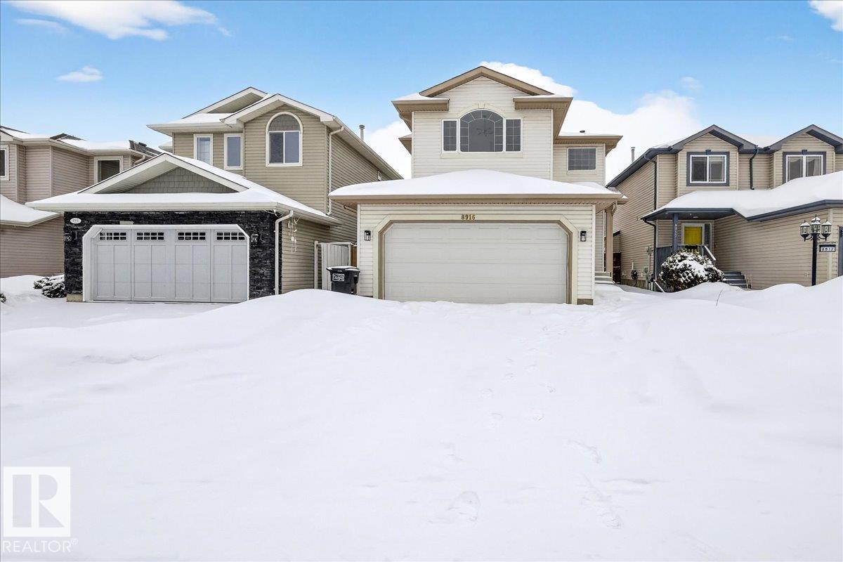 8916 175 Avenue NW, Klarvatten, Edmonton