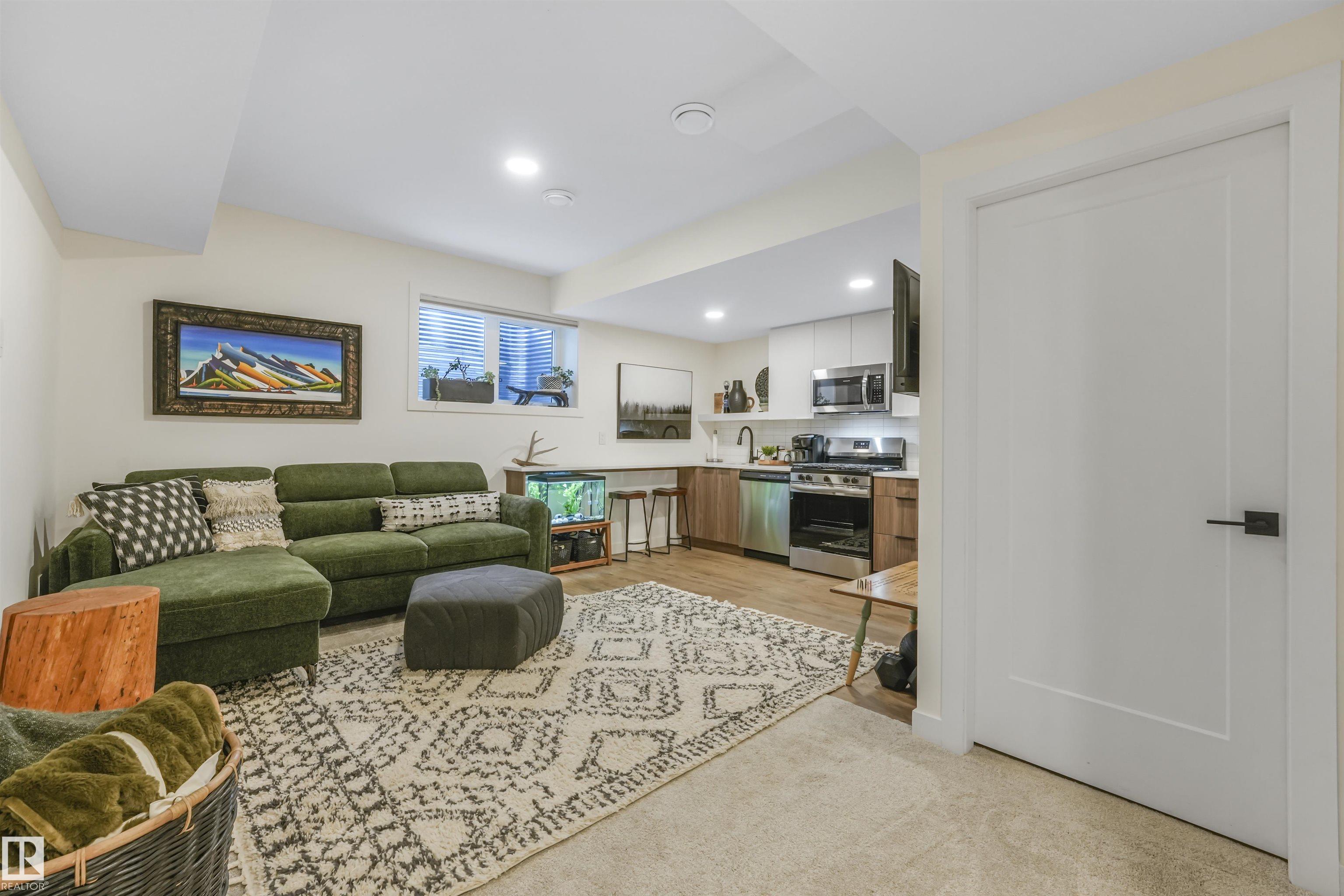 Photo 40 at 8634 79 Street NW, Idylwylde, Edmonton