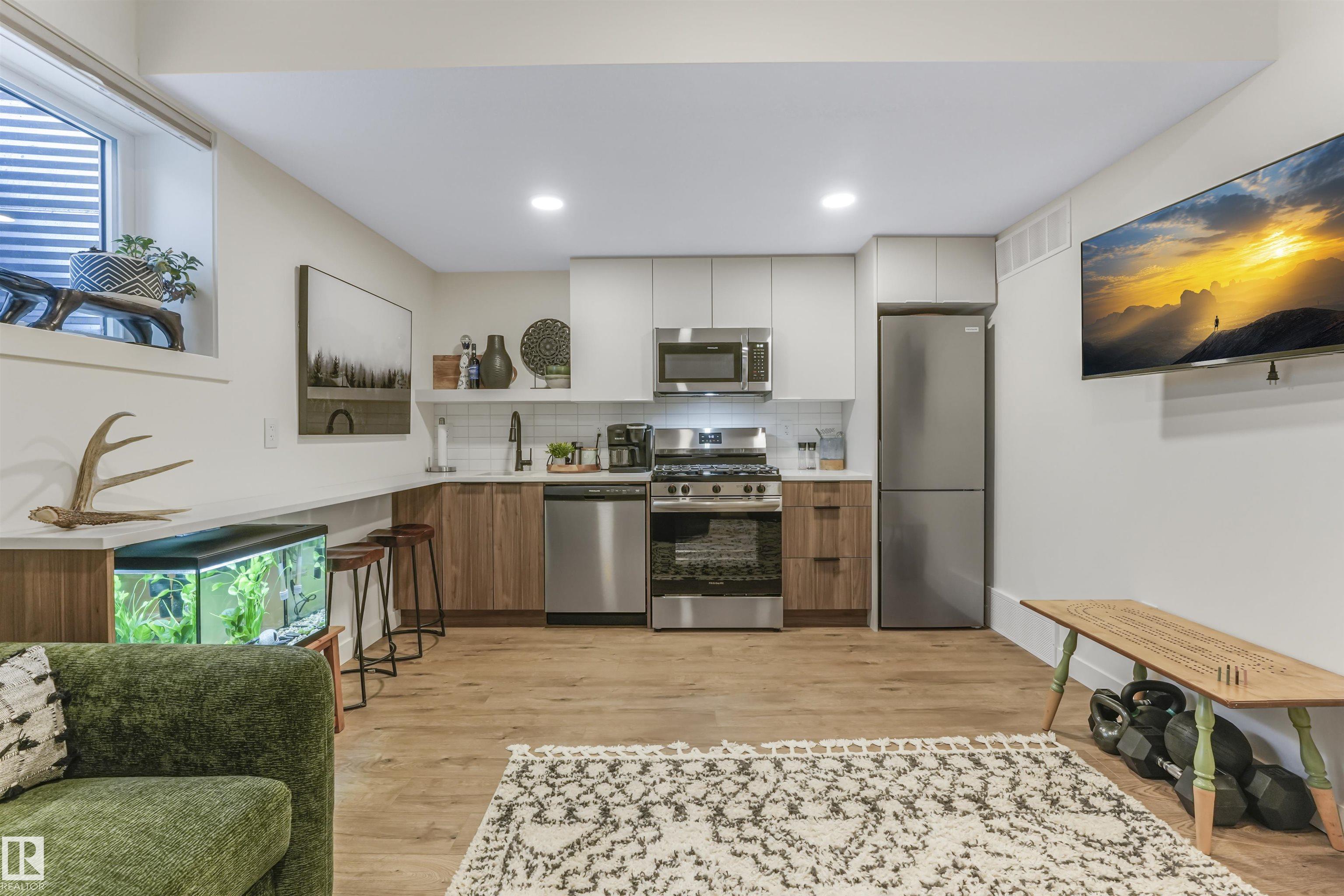 Photo 42 at 8634 79 Street NW, Idylwylde, Edmonton