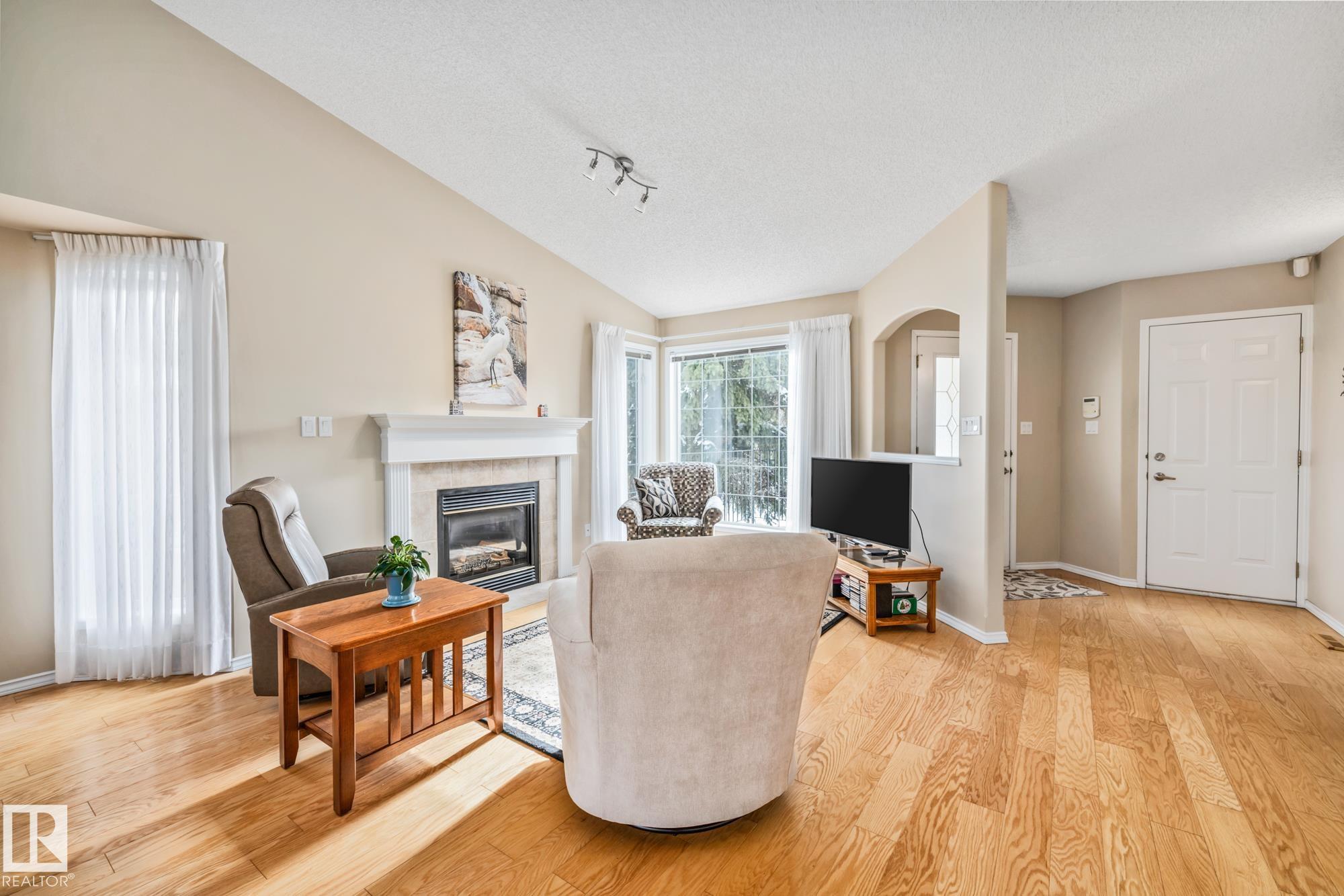 Photo 8 at 48 - 920 119 Street NW, Twin Brooks, Edmonton