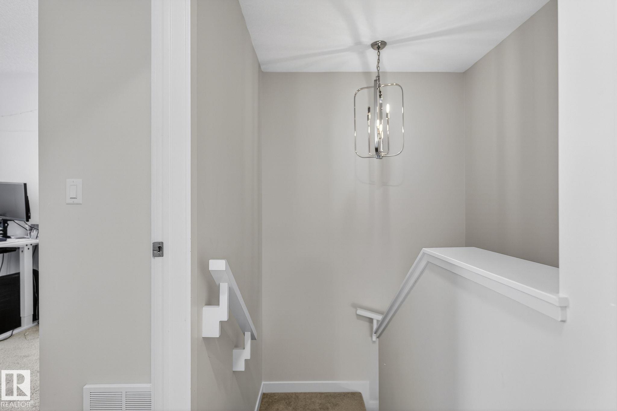 Photo 19 at 17 Fenwyck Boulevard, Fenwyck, Spruce Grove