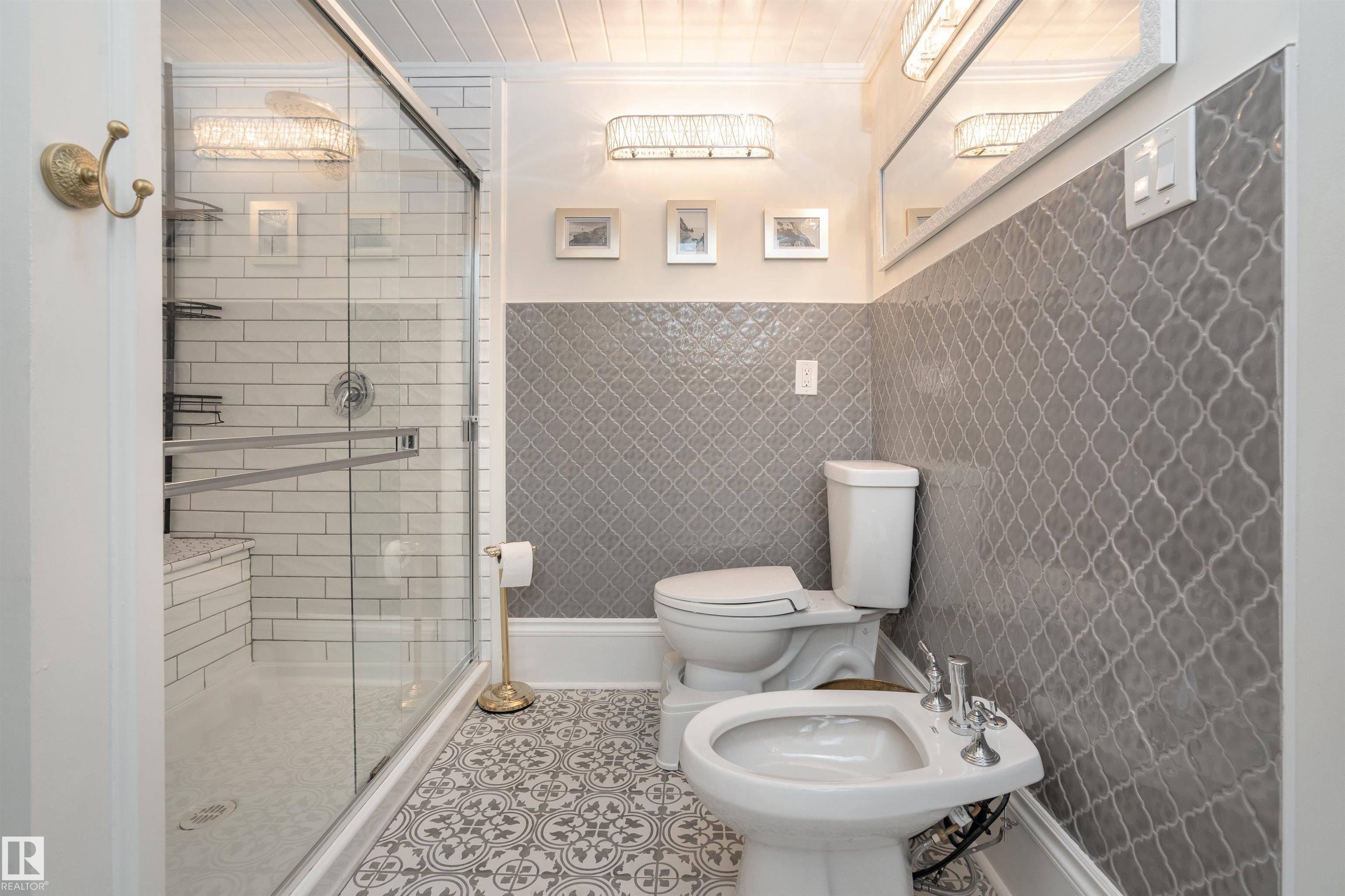 Photo 24 at 10015 97 Avenue NW, Rossdale, Edmonton