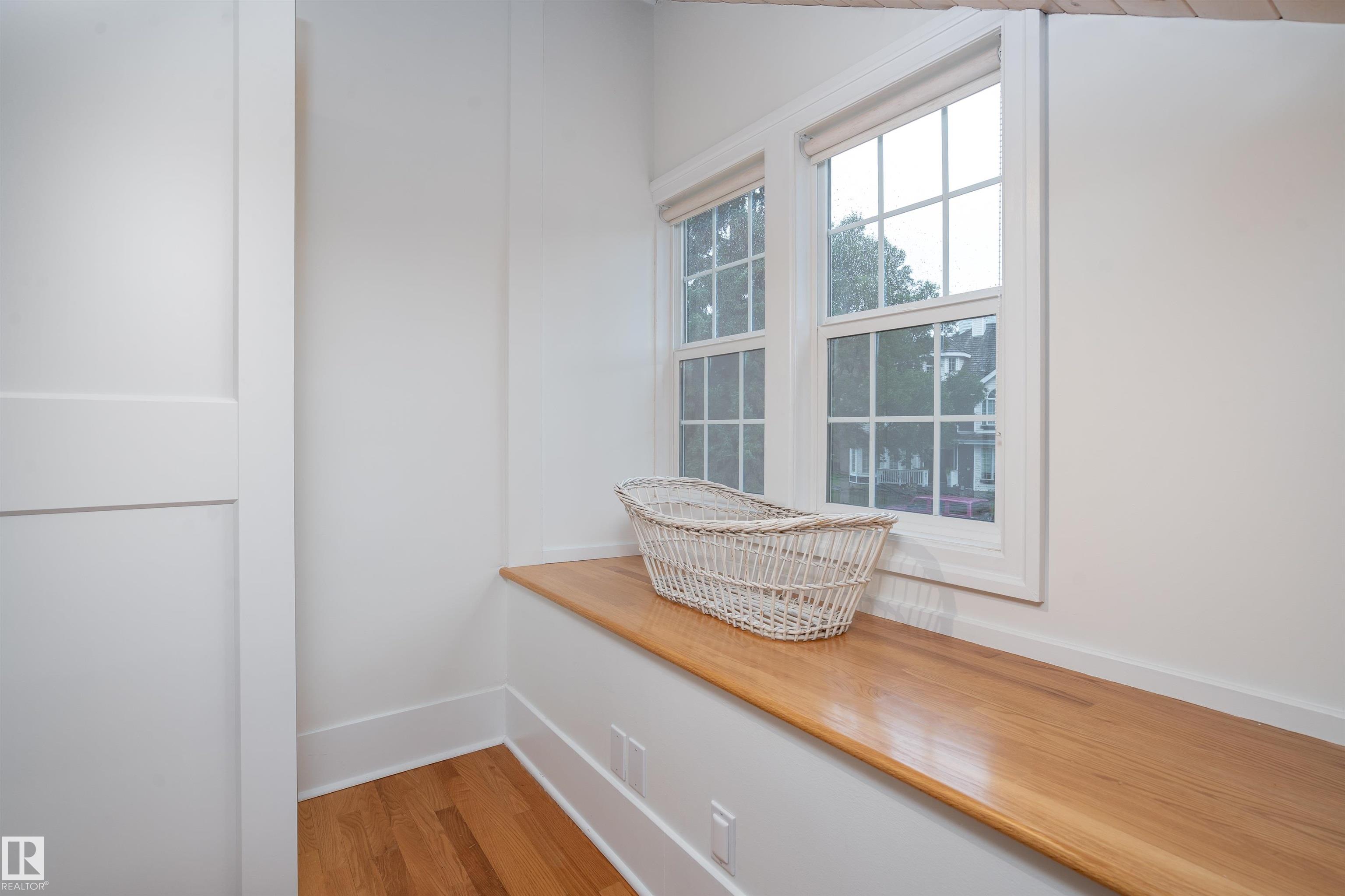 Photo 32 at 10015 97 Avenue NW, Rossdale, Edmonton