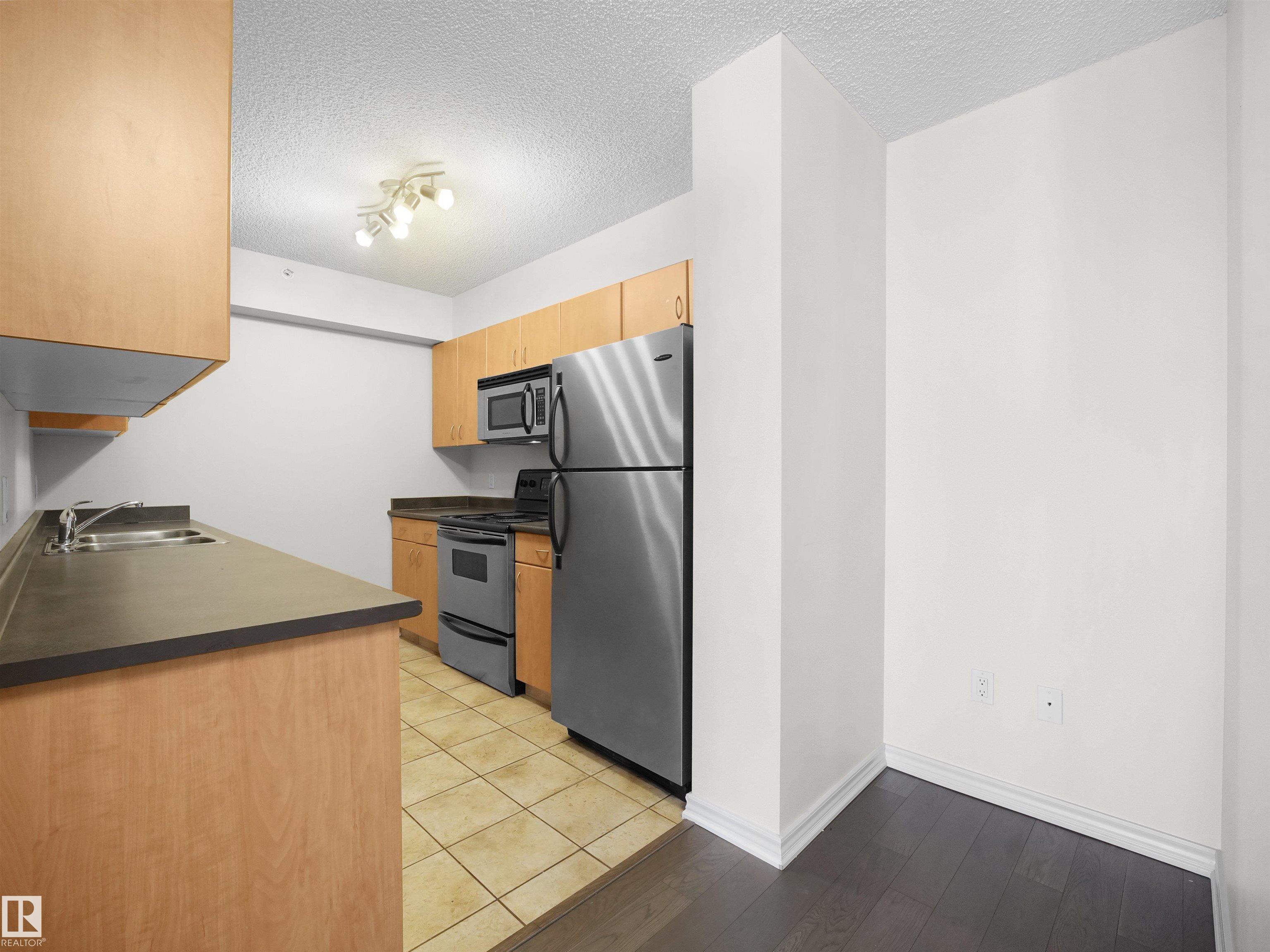 Photo 18 at 1604 - 10180 104 Street NW, Downtown, Edmonton