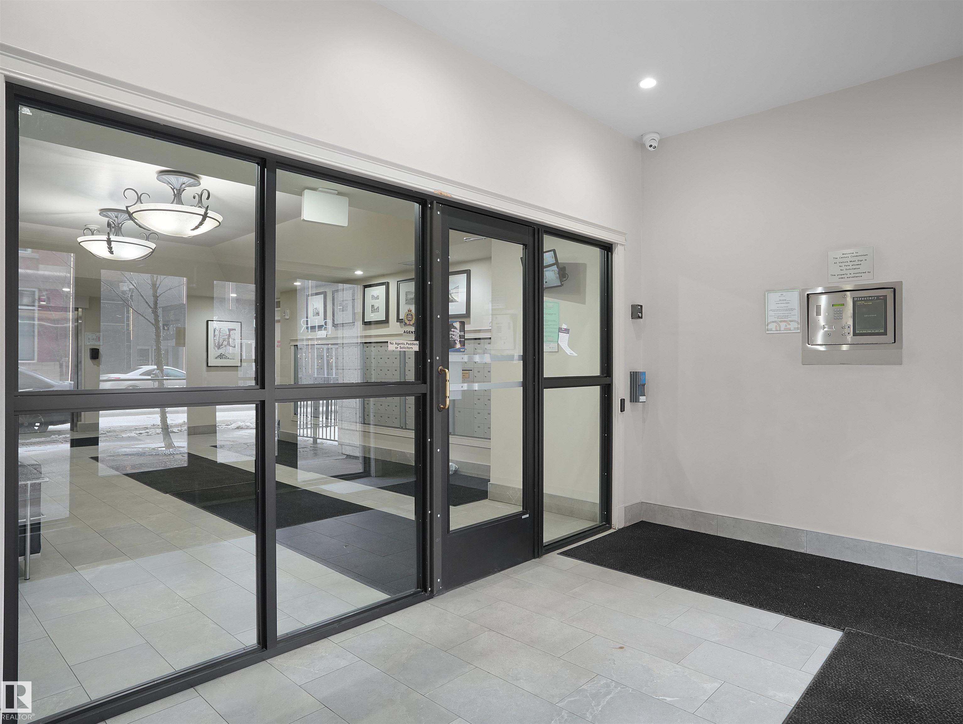 Photo 10 at 1604 - 10180 104 Street NW, Downtown, Edmonton