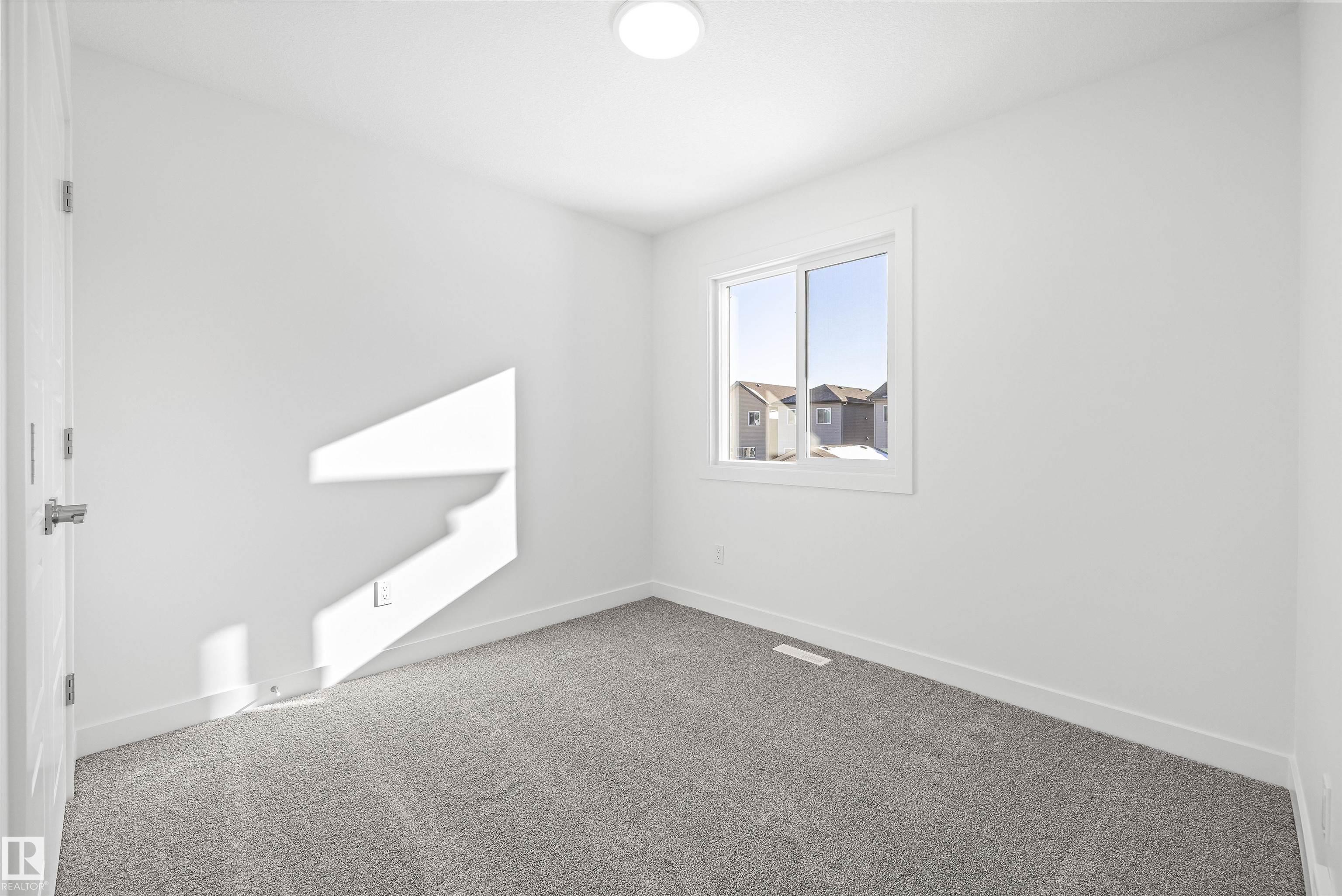 Photo 25 at 20715 43 Avenue NW, Edgemont, Edmonton