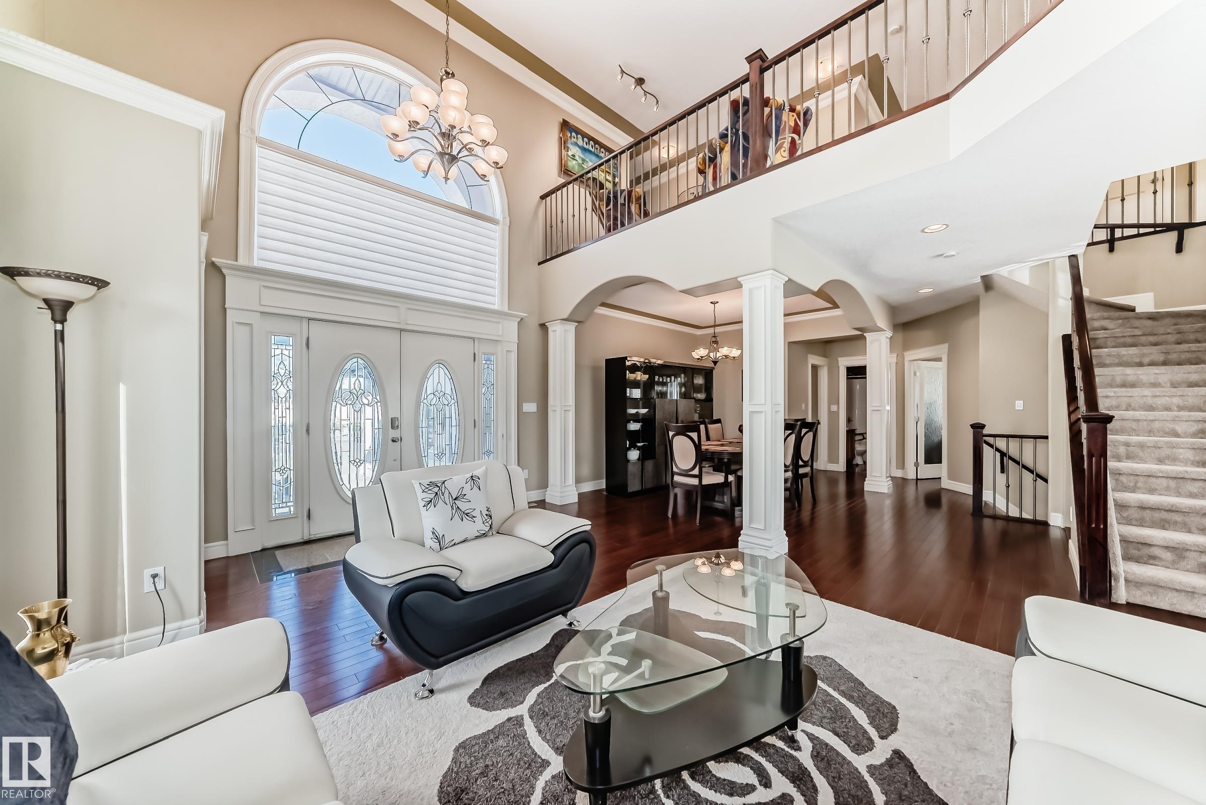 Photo 11 at 16104 136 Street NW, Carlton, Edmonton