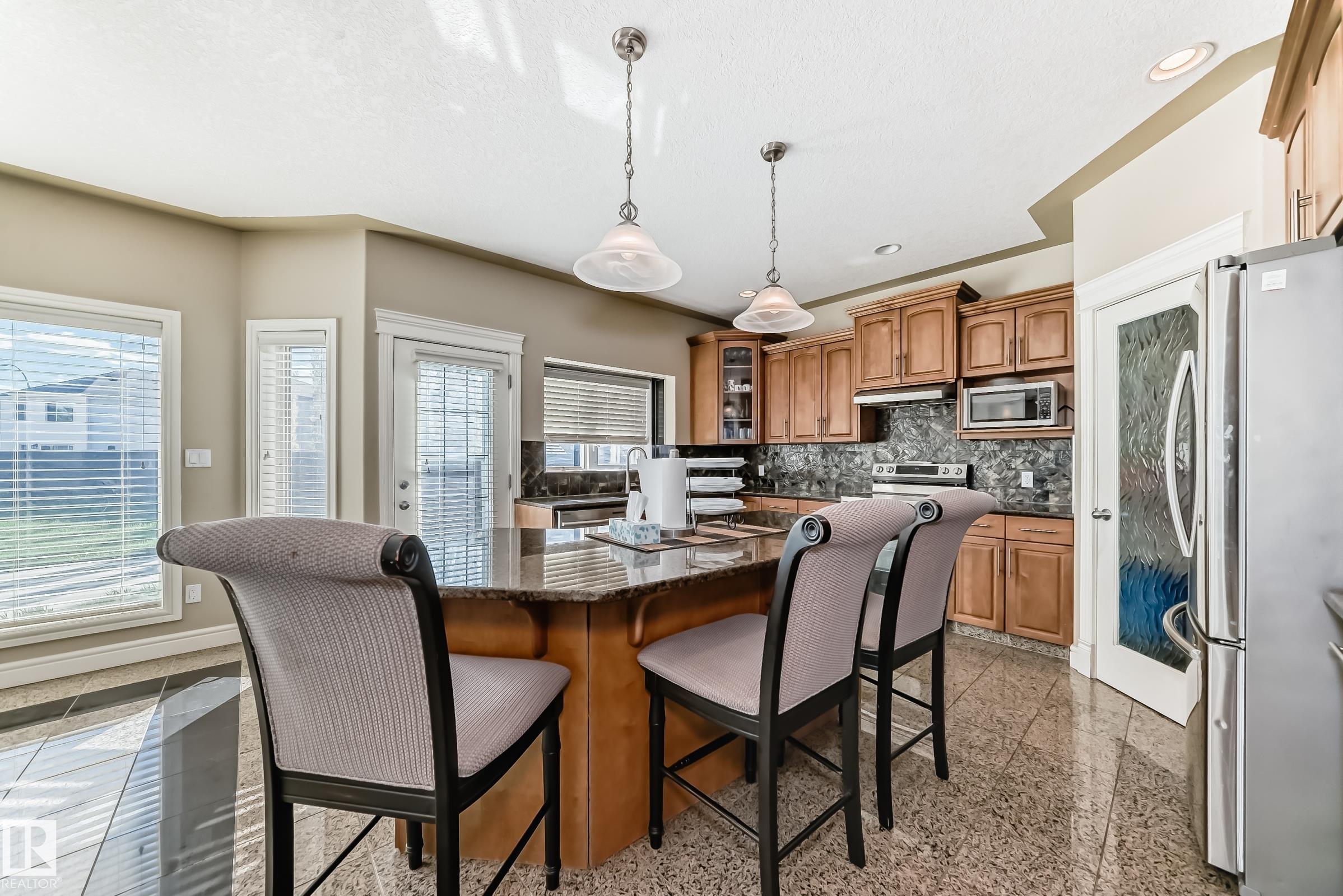 Photo 13 at 16104 136 Street NW, Carlton, Edmonton