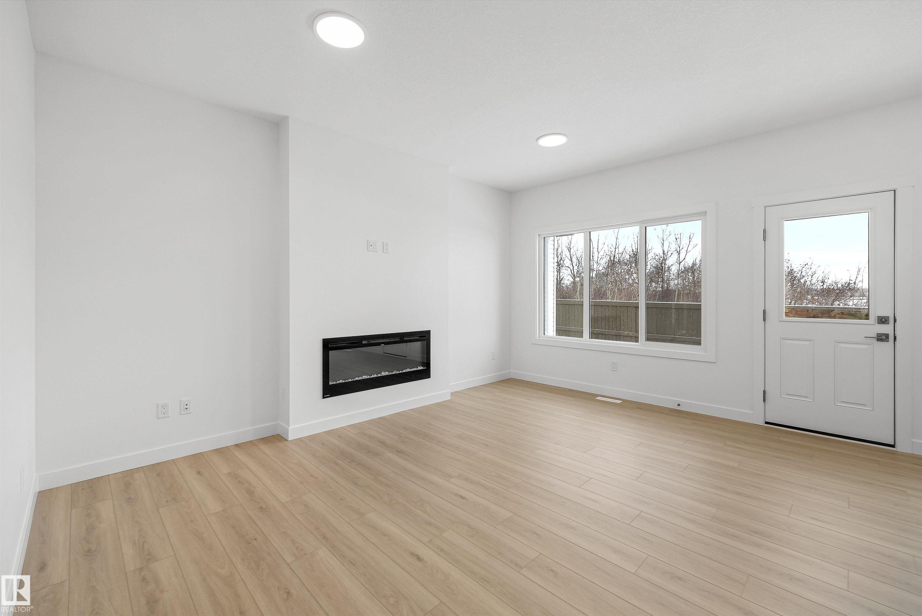 Photo 13 at 8704 183 Avenue NW, Klarvatten, Edmonton