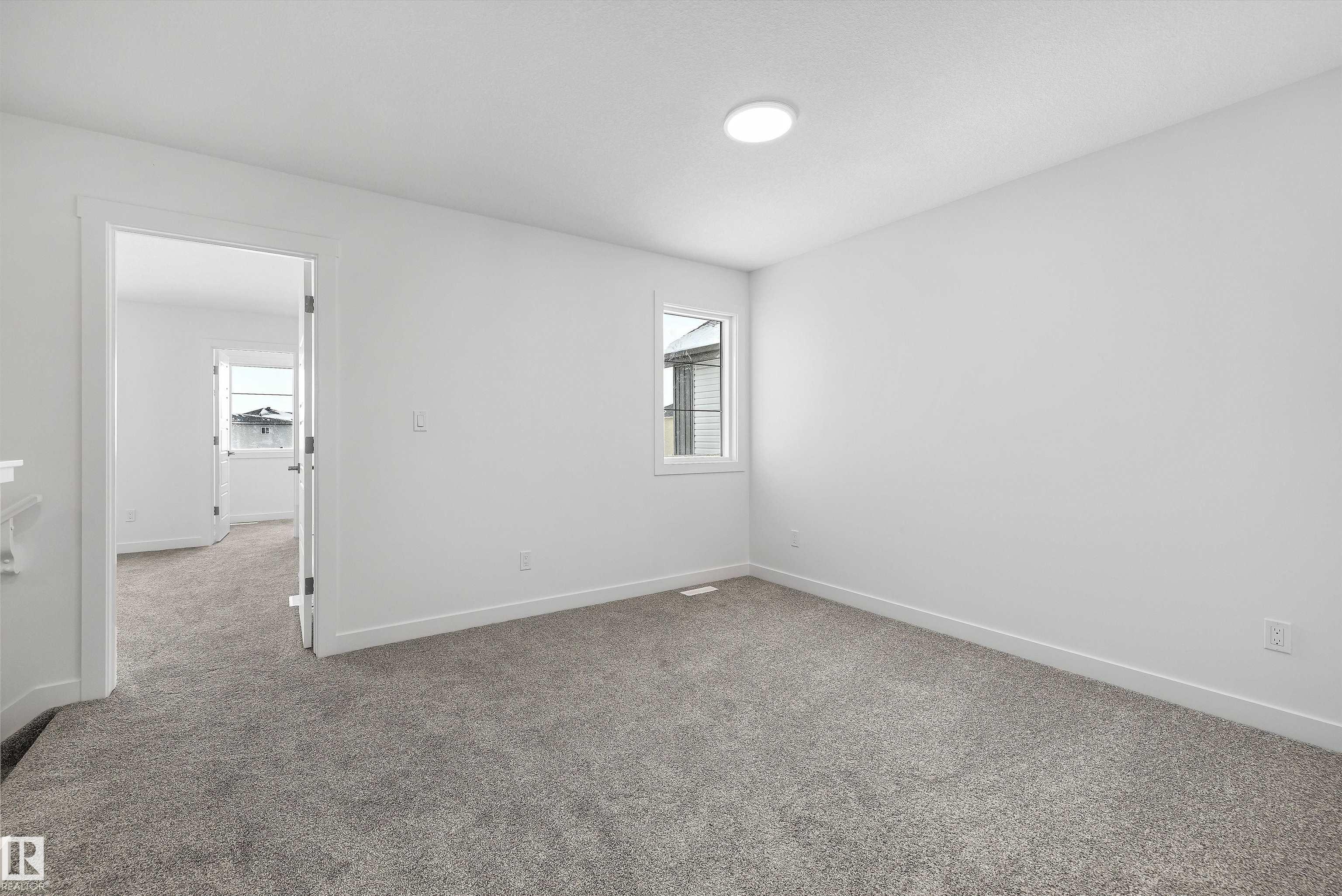 https://zimg.paragon.ice.com/ParagonImages/Property/PM/RAE/225388566/21/0/0/27aa8506e17d8cb9ebac035741f7ec6b/1/af83832461283c8d88e31cd2fc3e2cea/225388566-e178ce99-e521-4fde-8f5f-0c61946f99d8.JPG