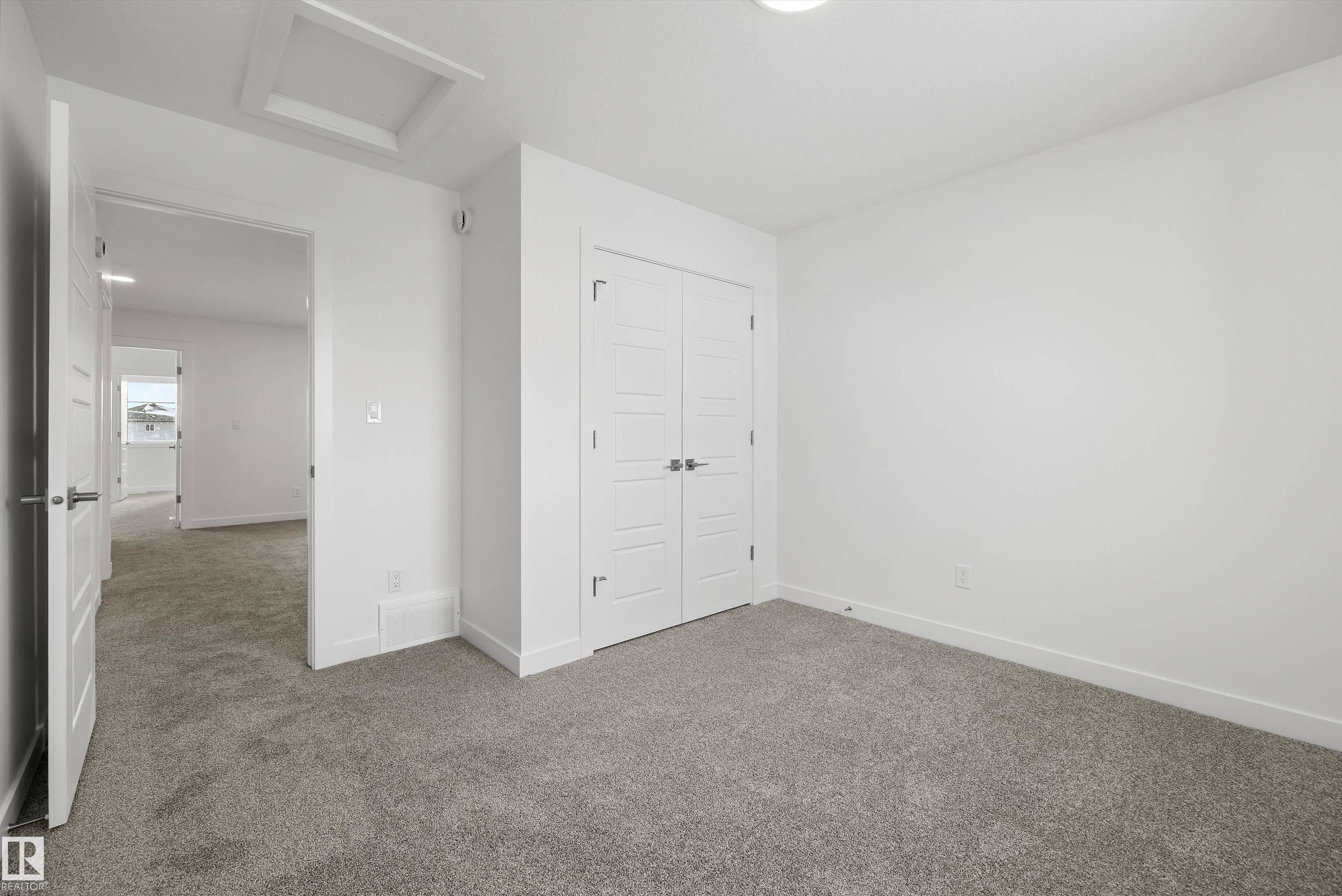 https://zimg.paragon.ice.com/ParagonImages/Property/PM/RAE/225388566/29/0/0/d844597617f5f59f9de1aceb2985ea76/1/af83832461283c8d88e31cd2fc3e2cea/225388566-d8ecfbd3-d405-4f90-aa9a-d2df07546ae7.JPG