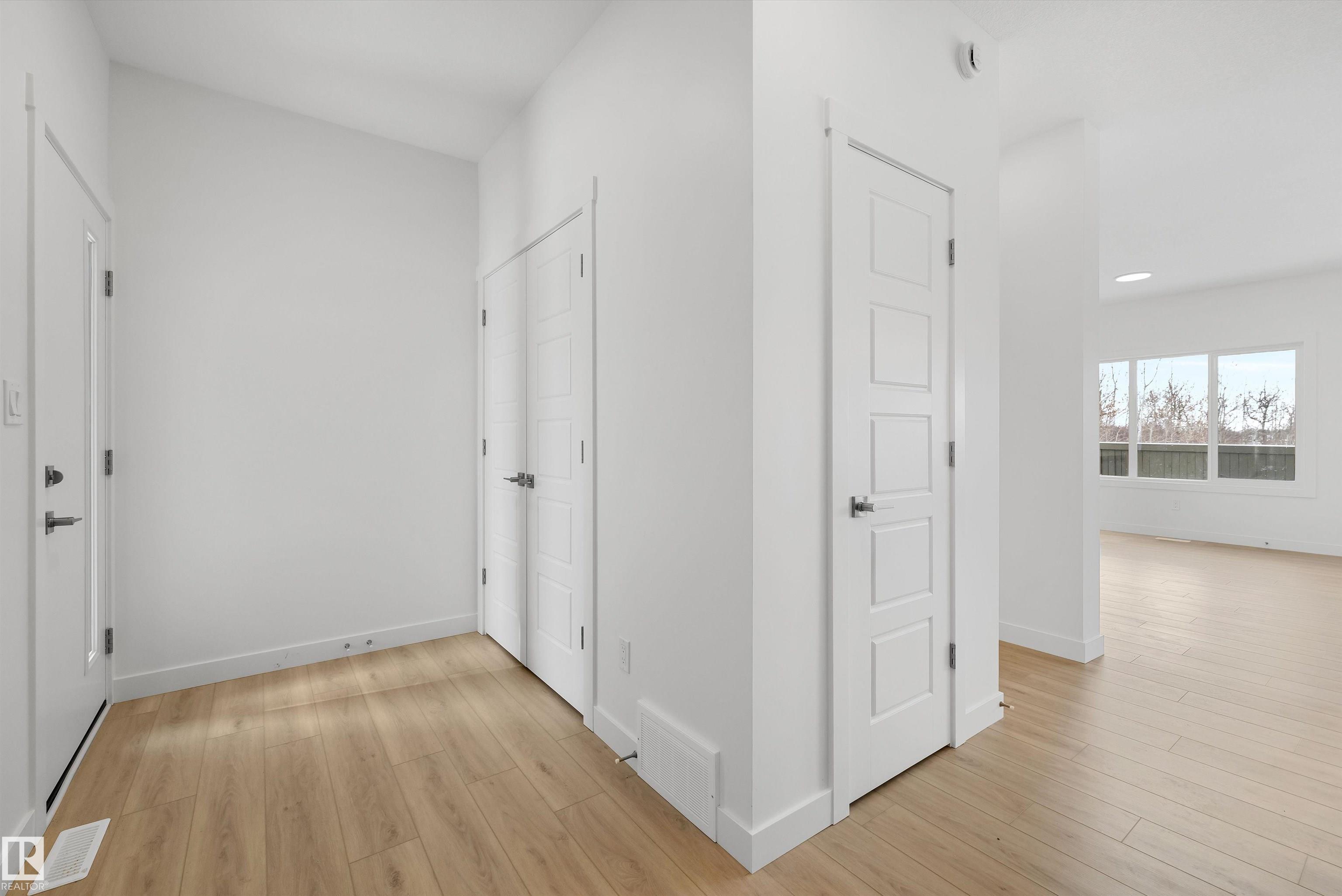 8704 183 Avenue NW, Klarvatten, Edmonton