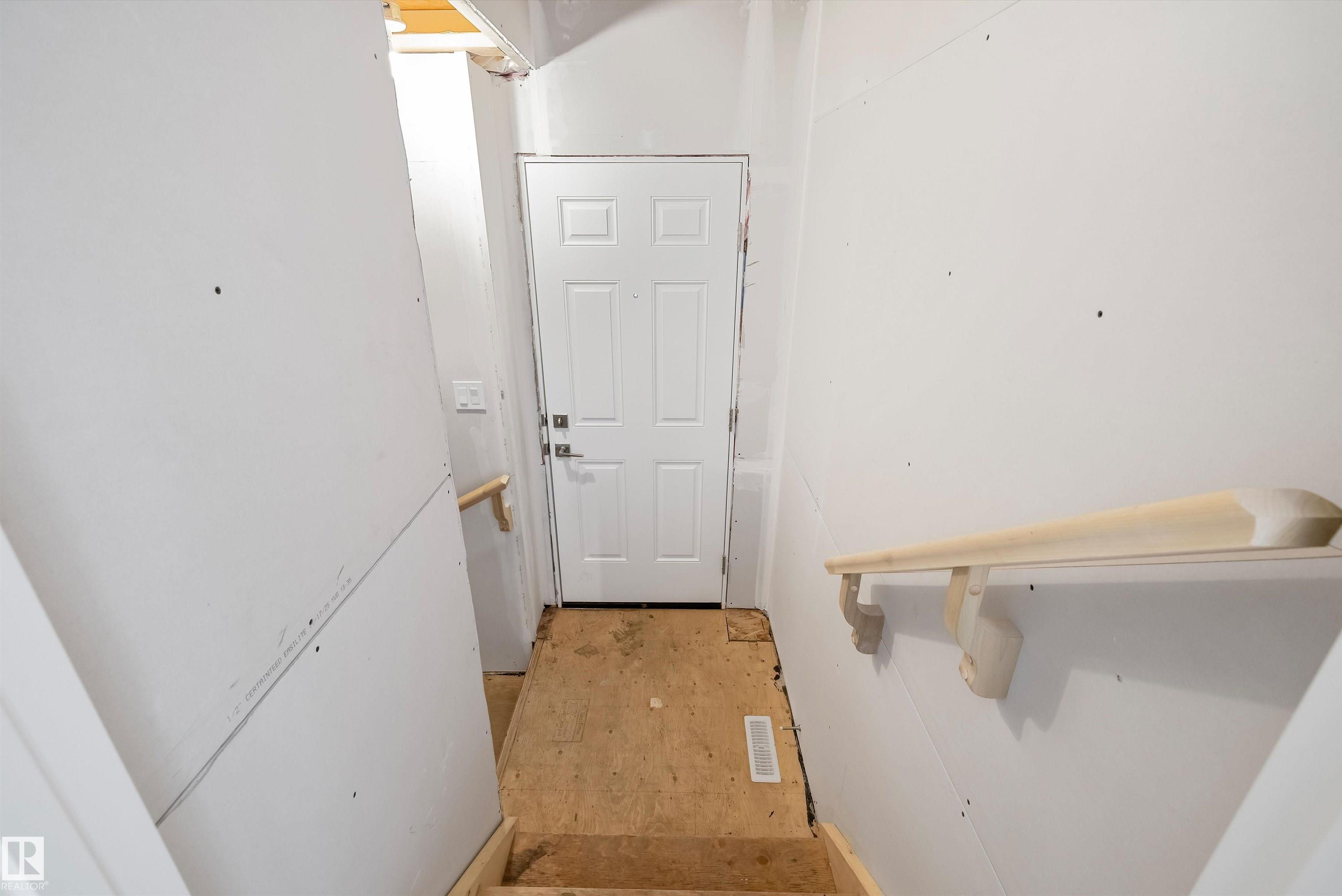 Photo 36 at 8704 183 Avenue NW, Klarvatten, Edmonton