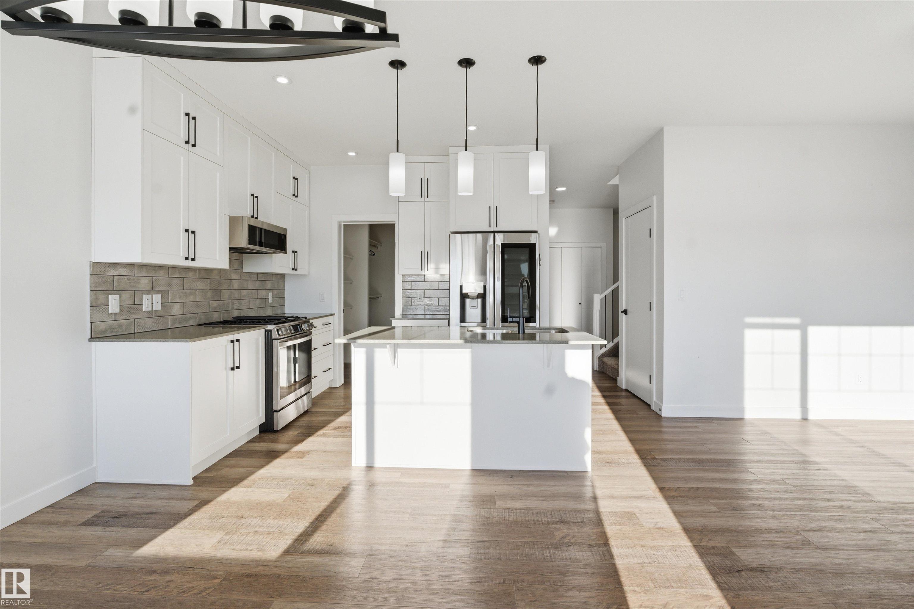 Photo 13 at 8624 223 Street NW, Rosenthal, Edmonton