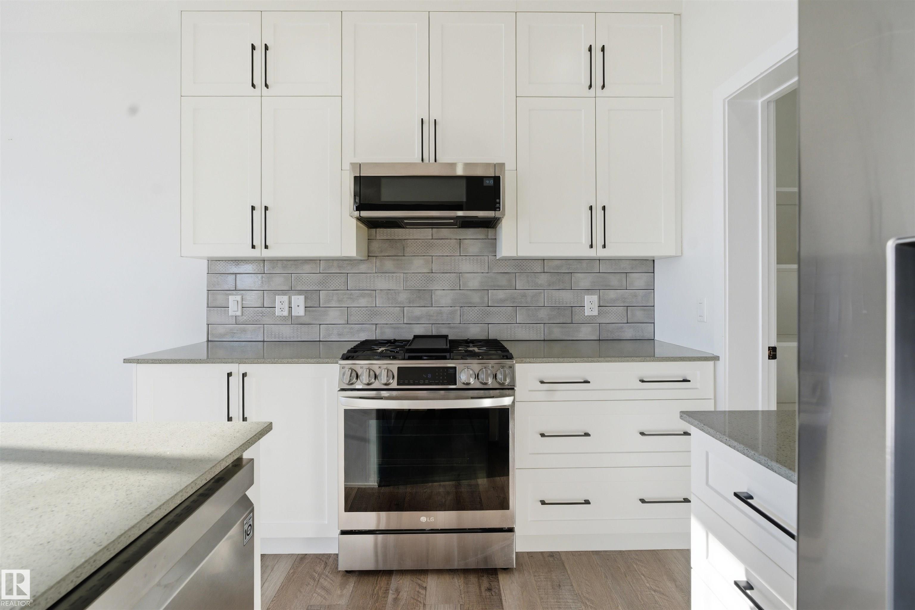 Photo 8 at 8624 223 Street NW, Rosenthal, Edmonton