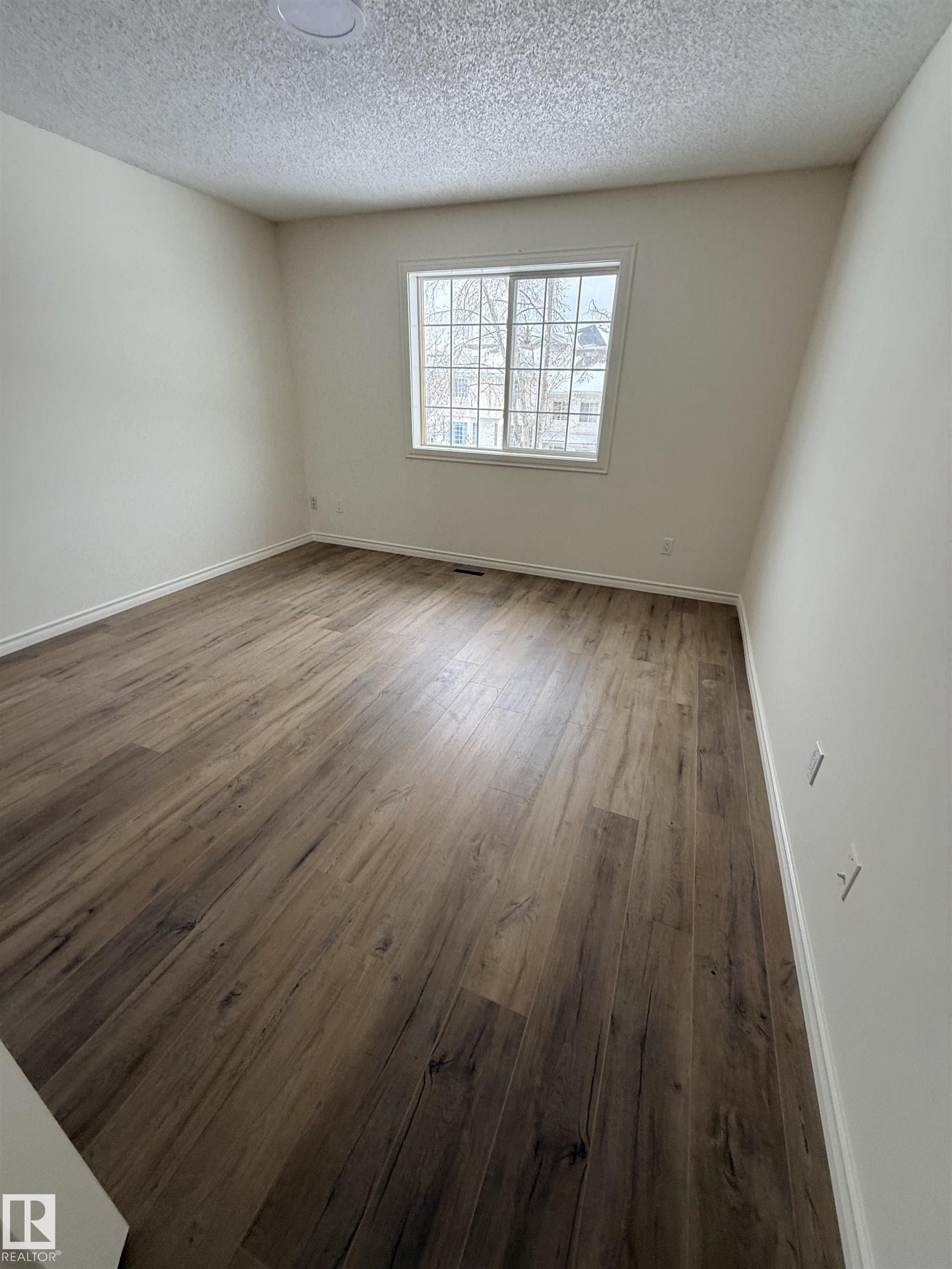 22 - 9703 174 Street NW, Terra Losa, Edmonton