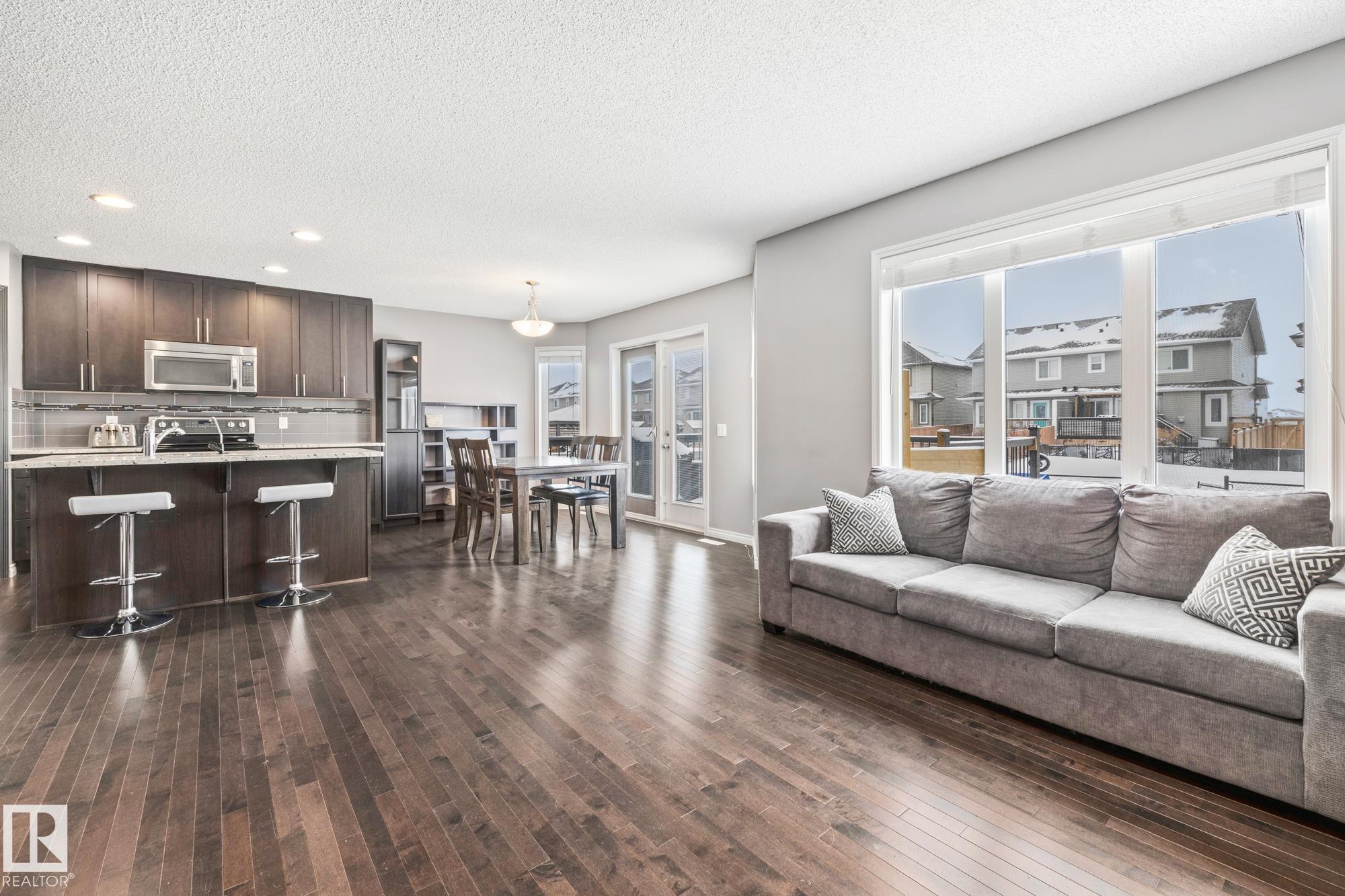 Photo 6 at 10616 97 Street, Morinville