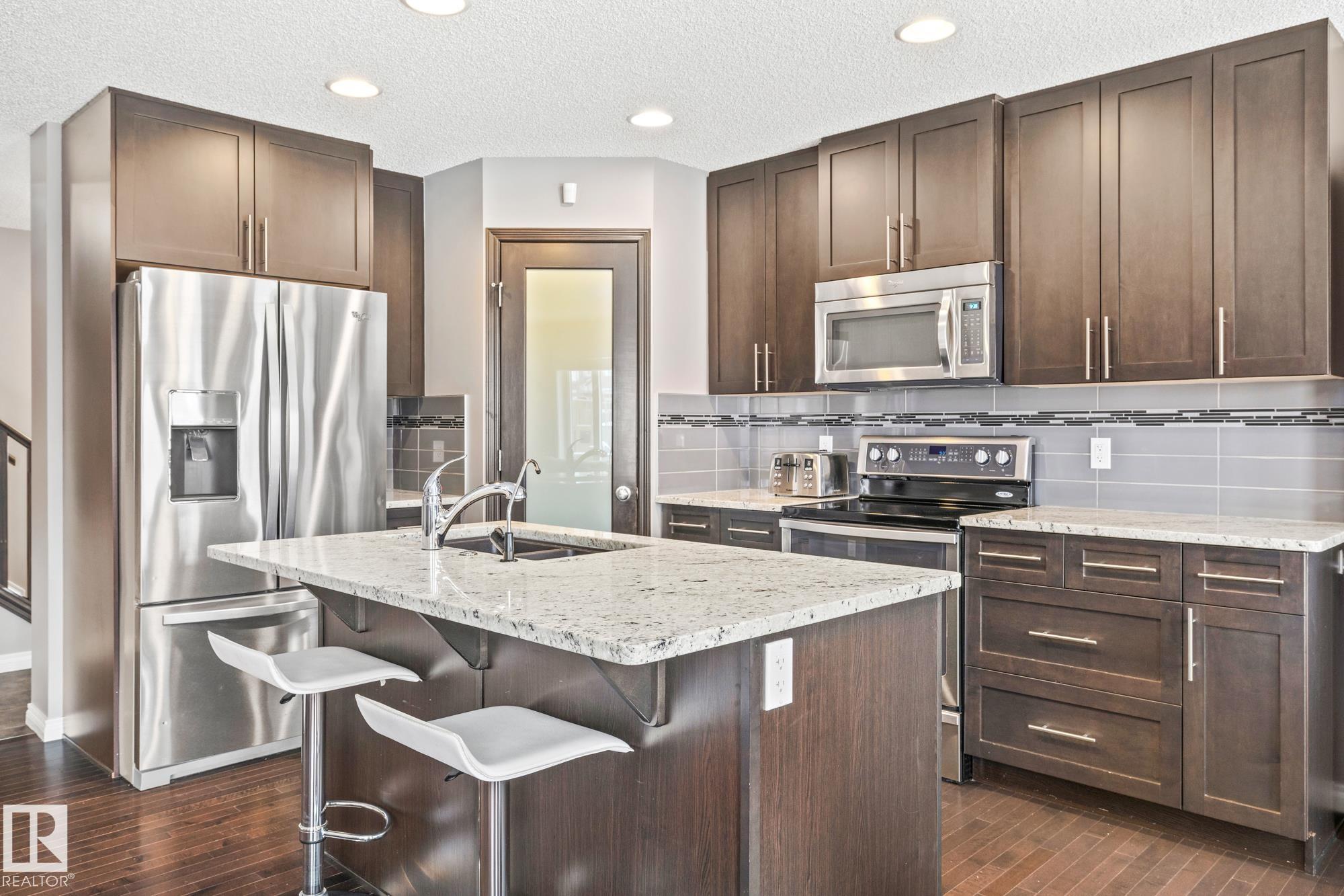 Photo 7 at 10616 97 Street, Morinville