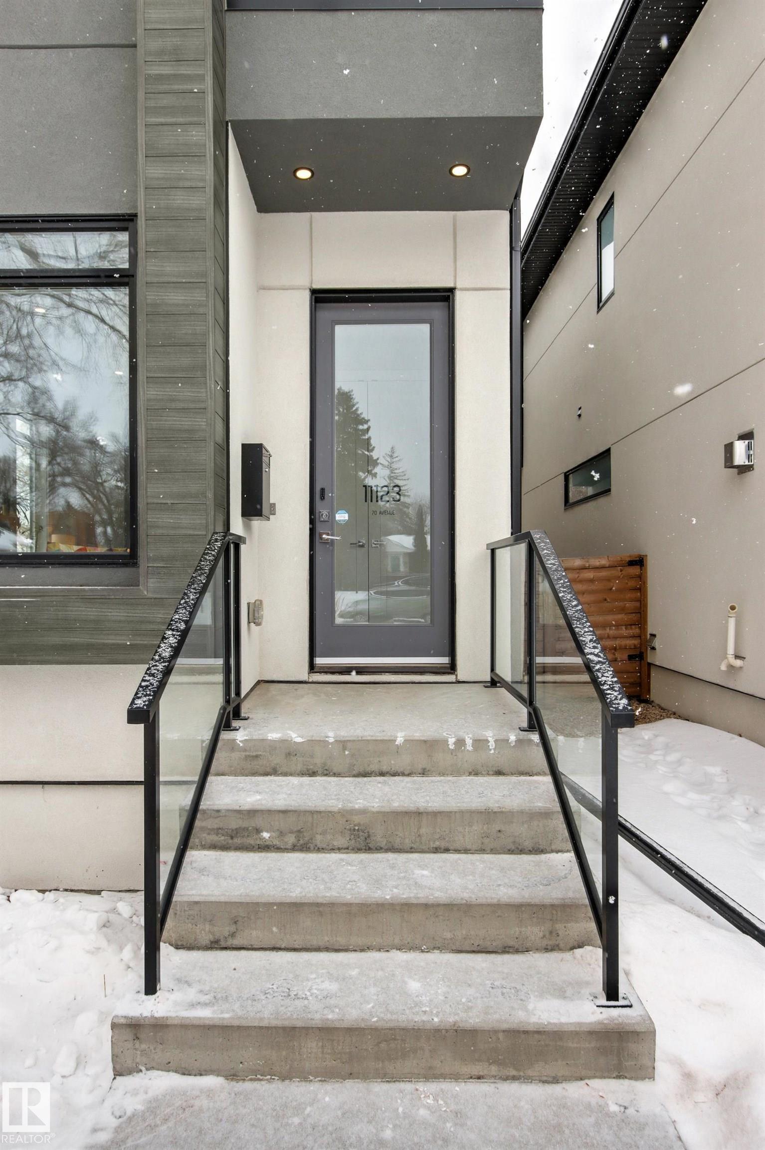 11123 70 Avenue NW, Parkallen, Edmonton