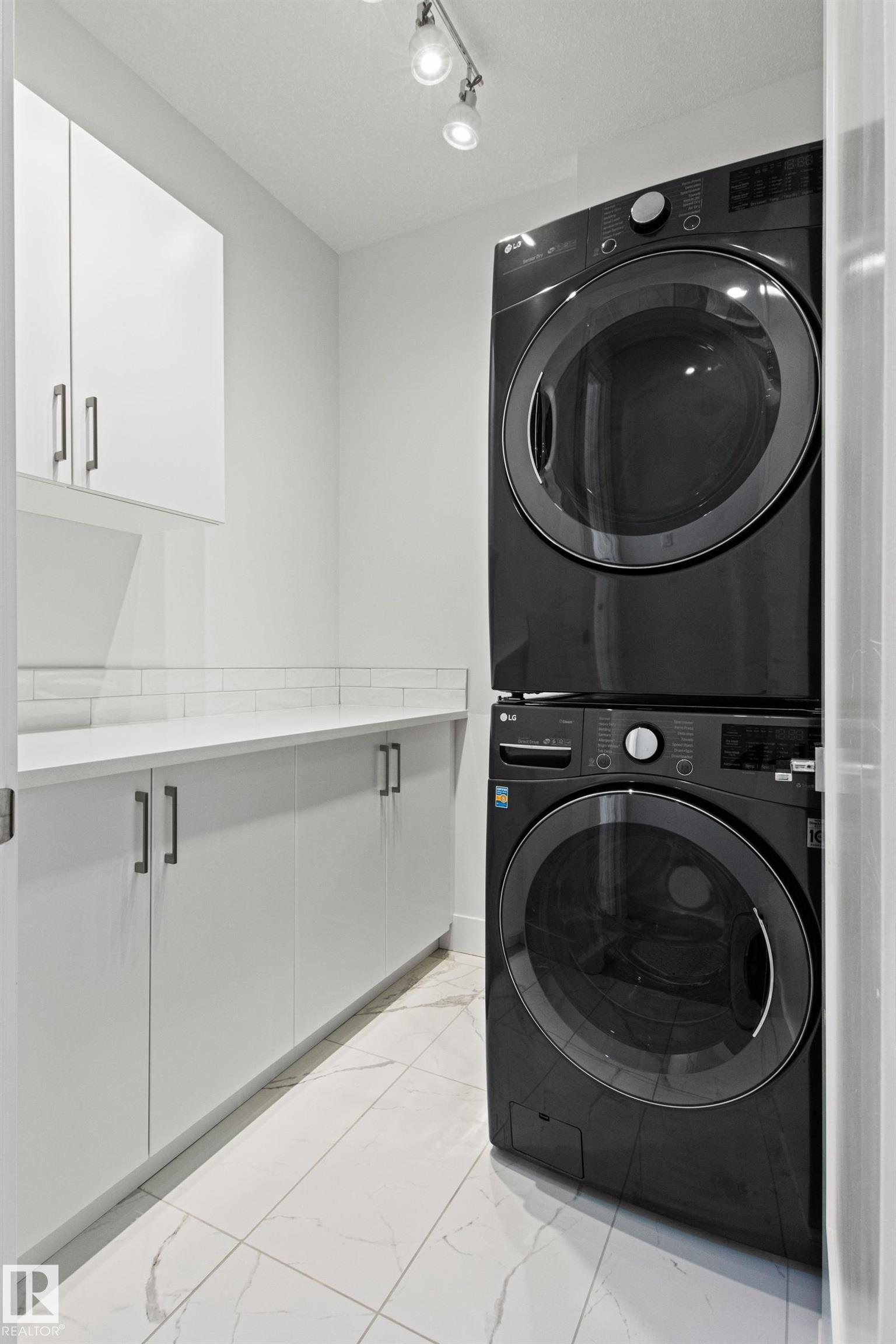 Photo 42 at 11123 70 Avenue NW, Parkallen, Edmonton