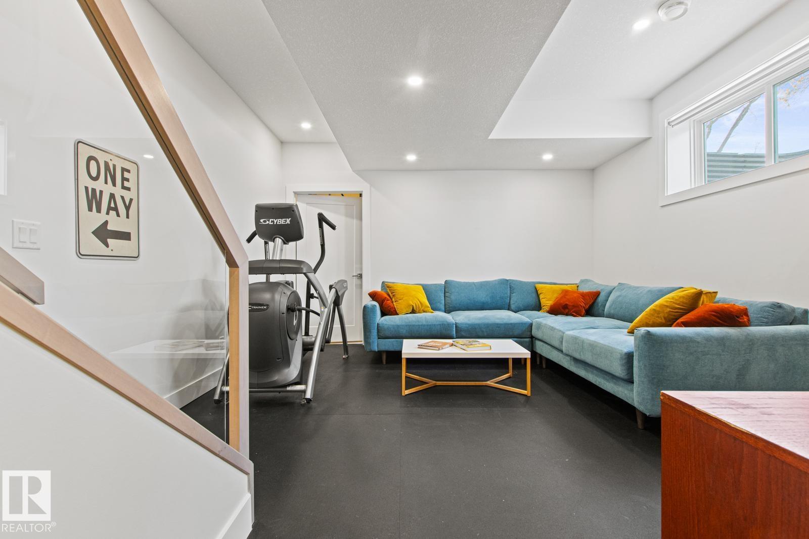 Photo 43 at 11123 70 Avenue NW, Parkallen, Edmonton