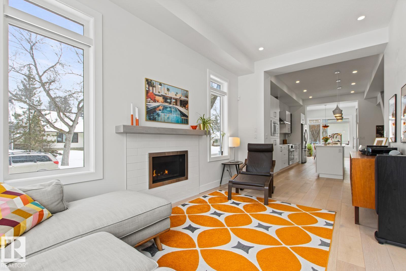 Photo 8 at 11123 70 Avenue NW, Parkallen, Edmonton