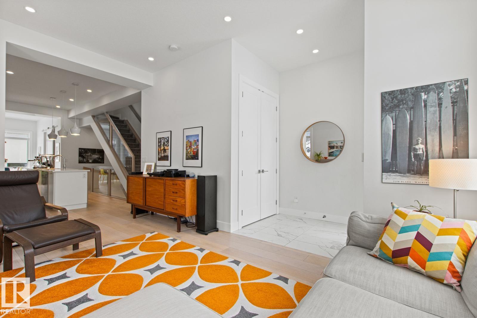 Photo 9 at 11123 70 Avenue NW, Parkallen, Edmonton