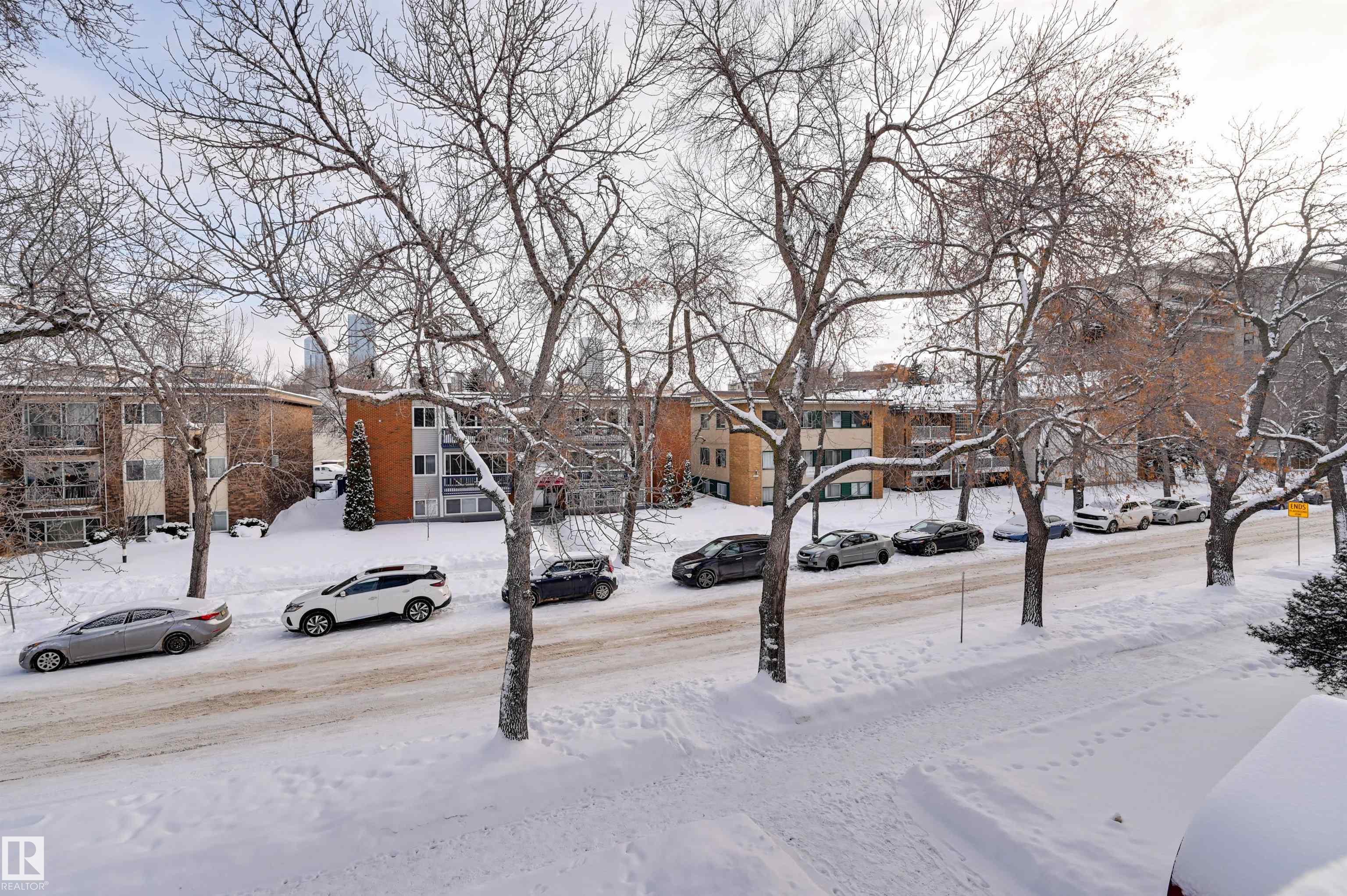 Photo 35 at 302 - 10230 114 Street NW, Wîhkwêntôwin, Edmonton